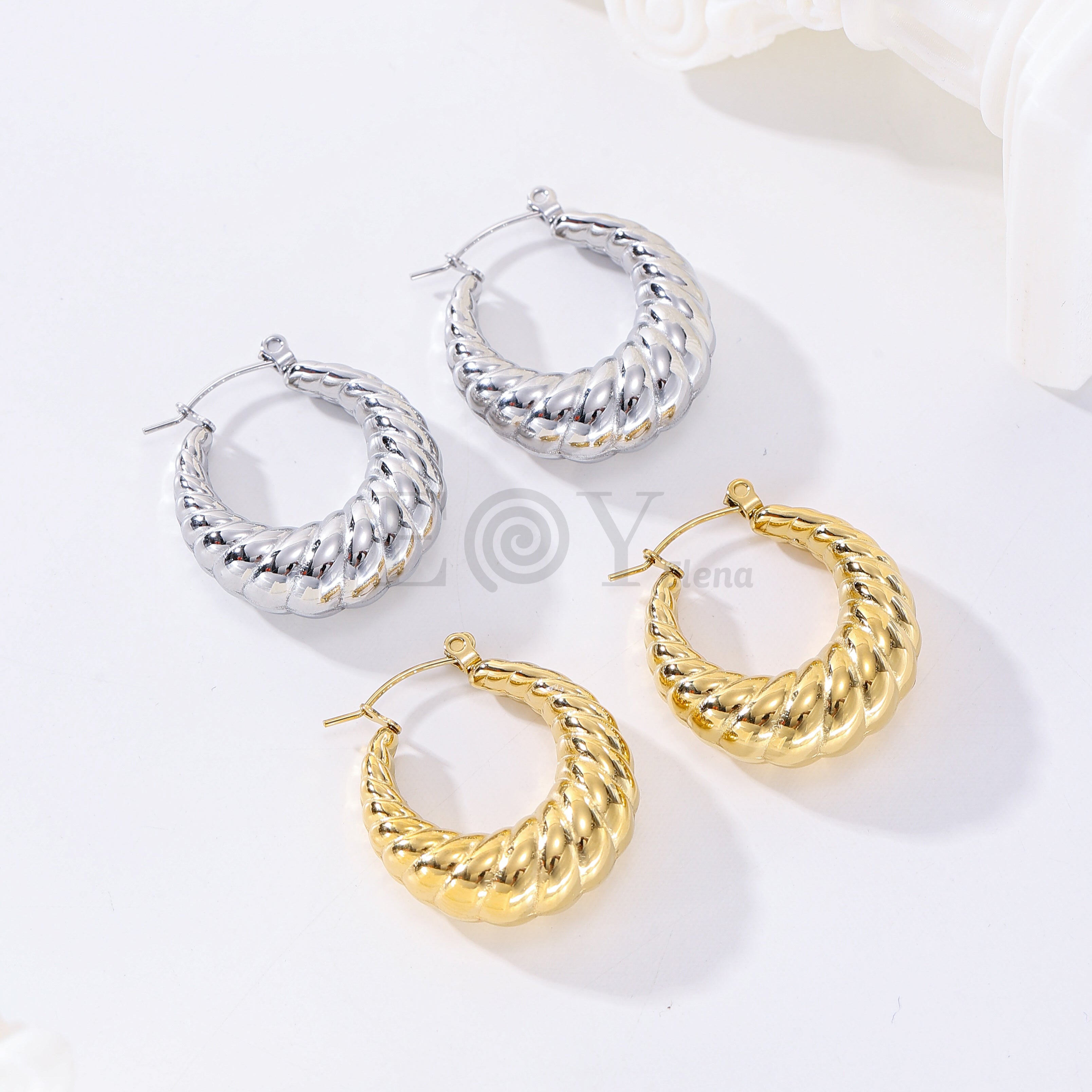 Aros con relieve
