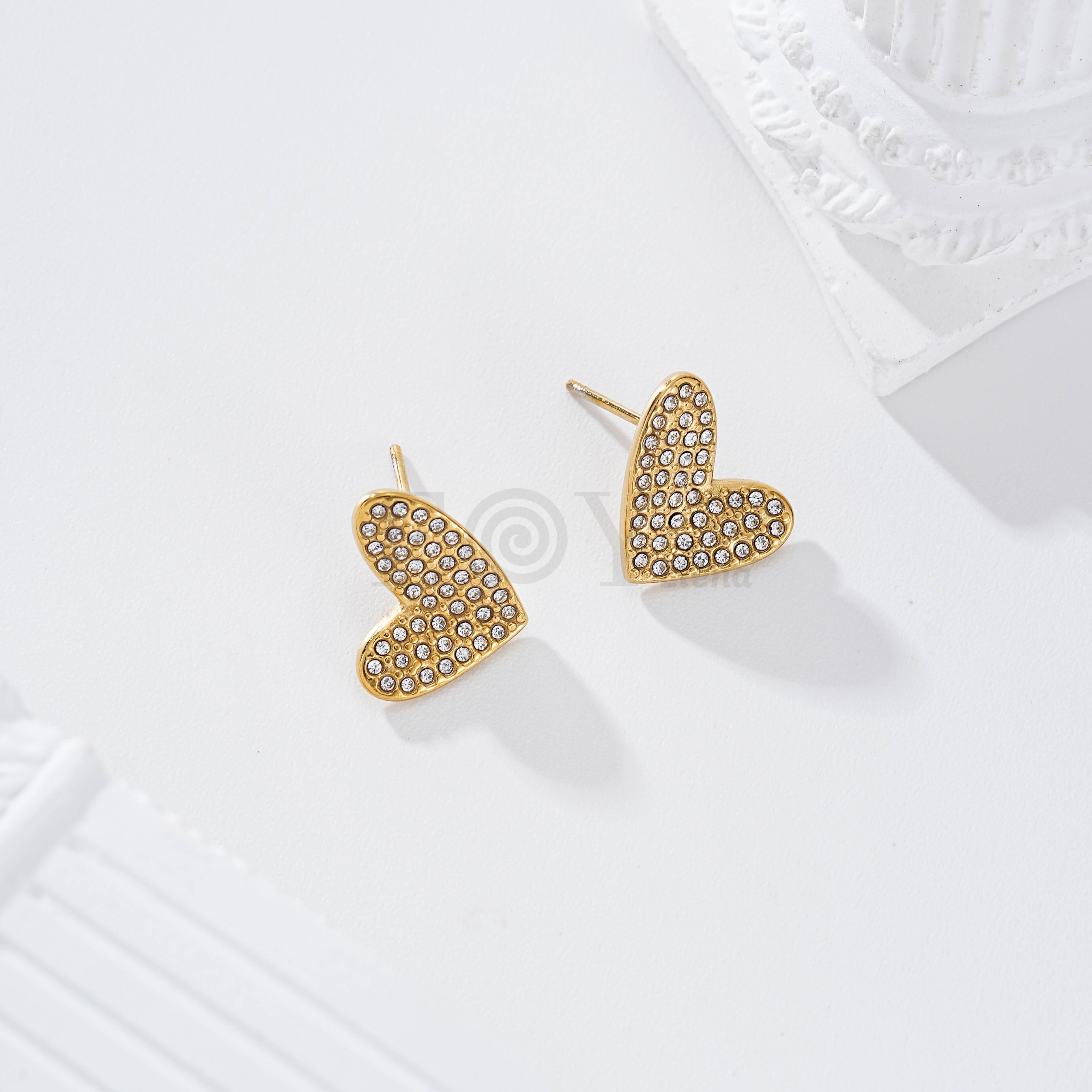 Pendientes corazón circonitas acero