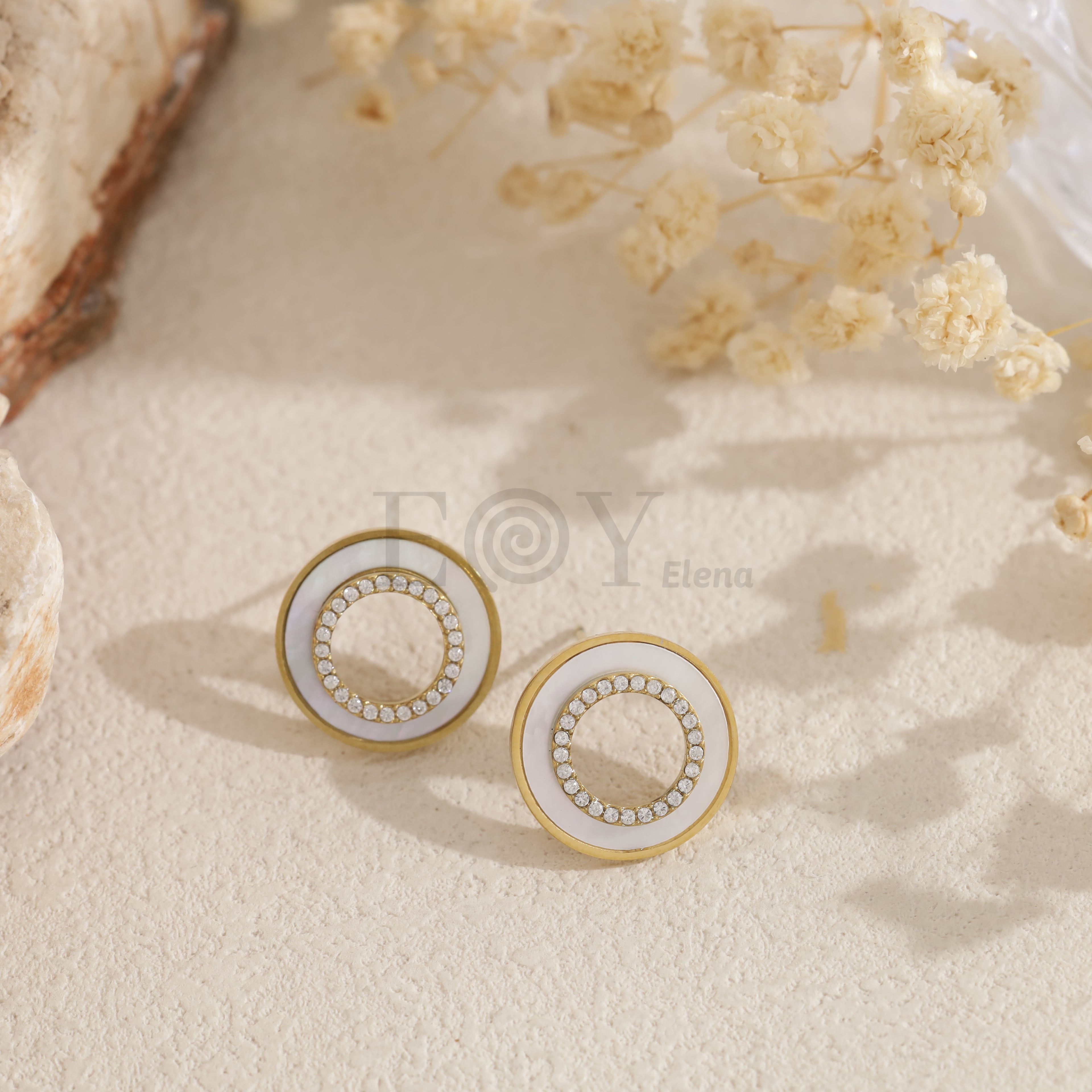 Pendientes círculo blanco