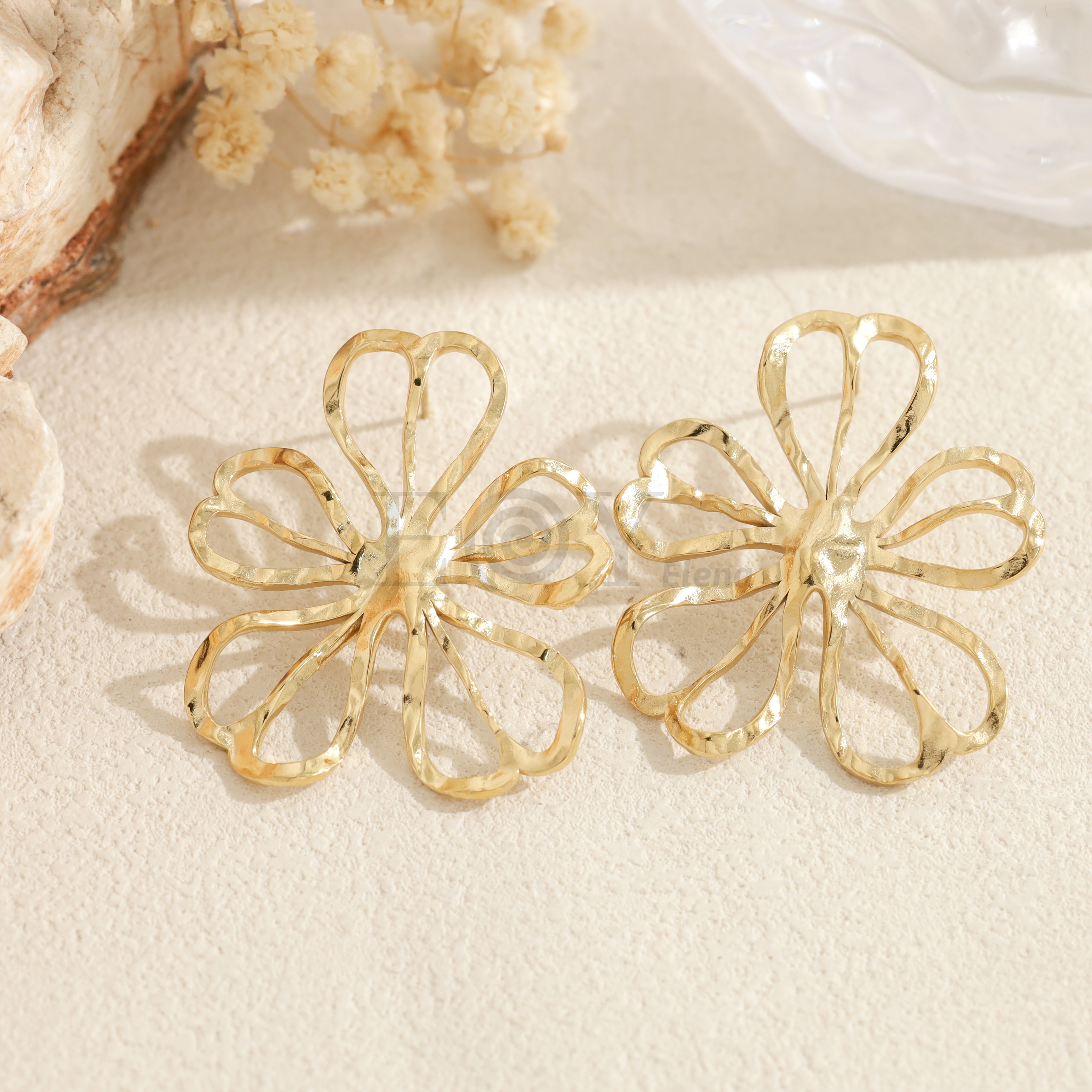 Pendientes flor calada grandes