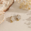 Pendientes flor de circonitas blancas