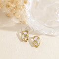Pendientes con detalle blanco pinza acero