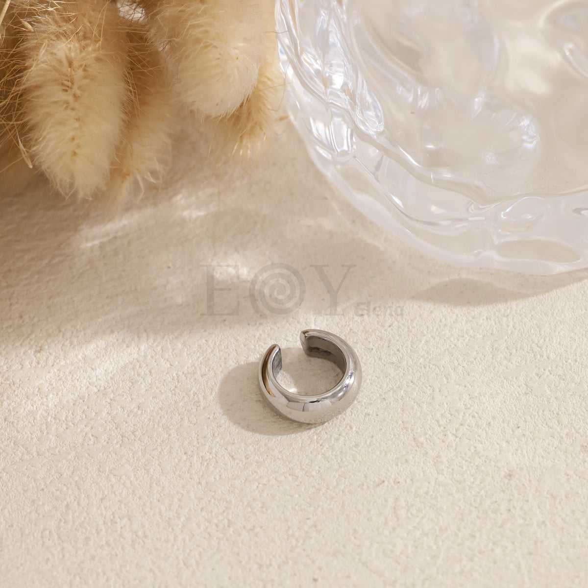 Brazalete de oreja simple acero