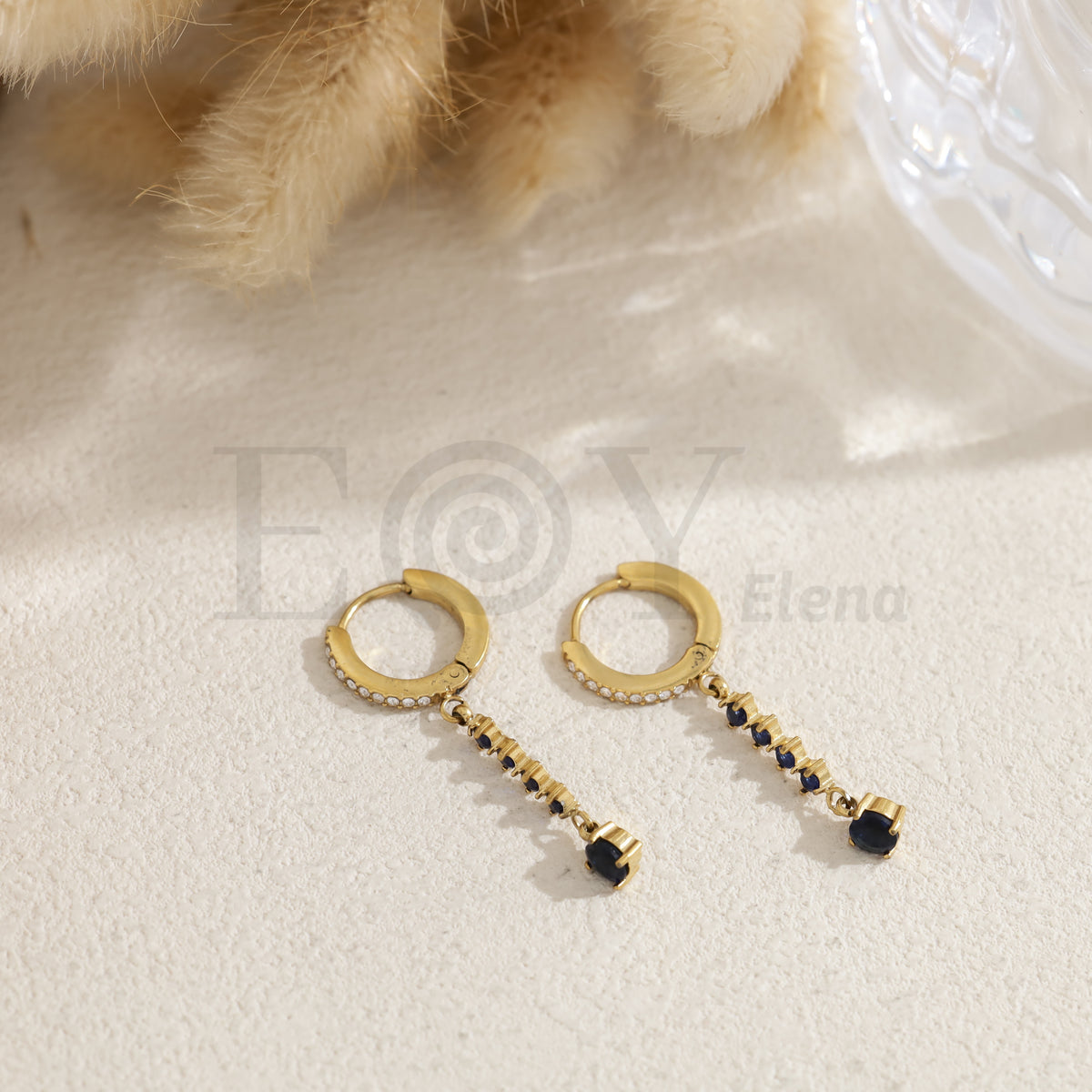 Pendientes de aro con barra de circonitas color acero