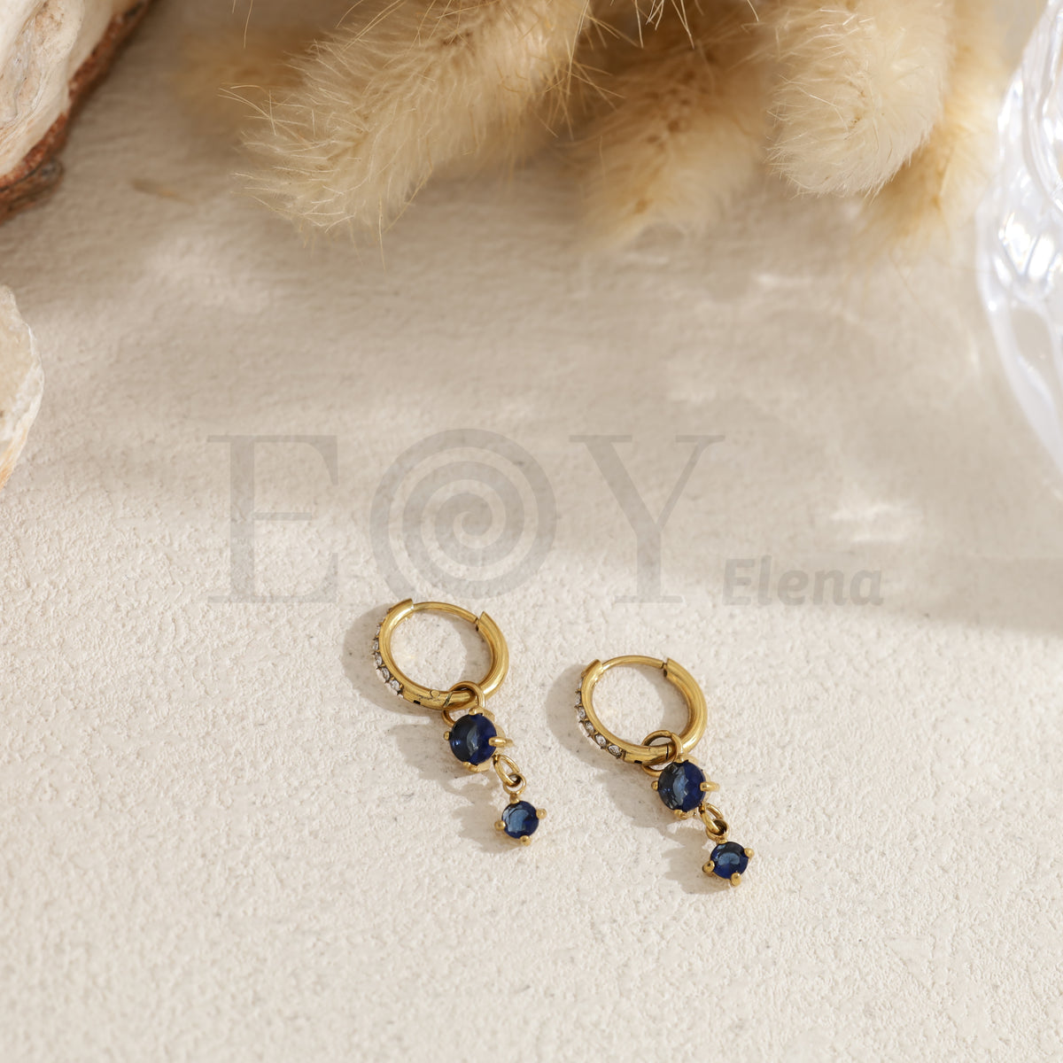 Pendientes de aro con piedra color acero