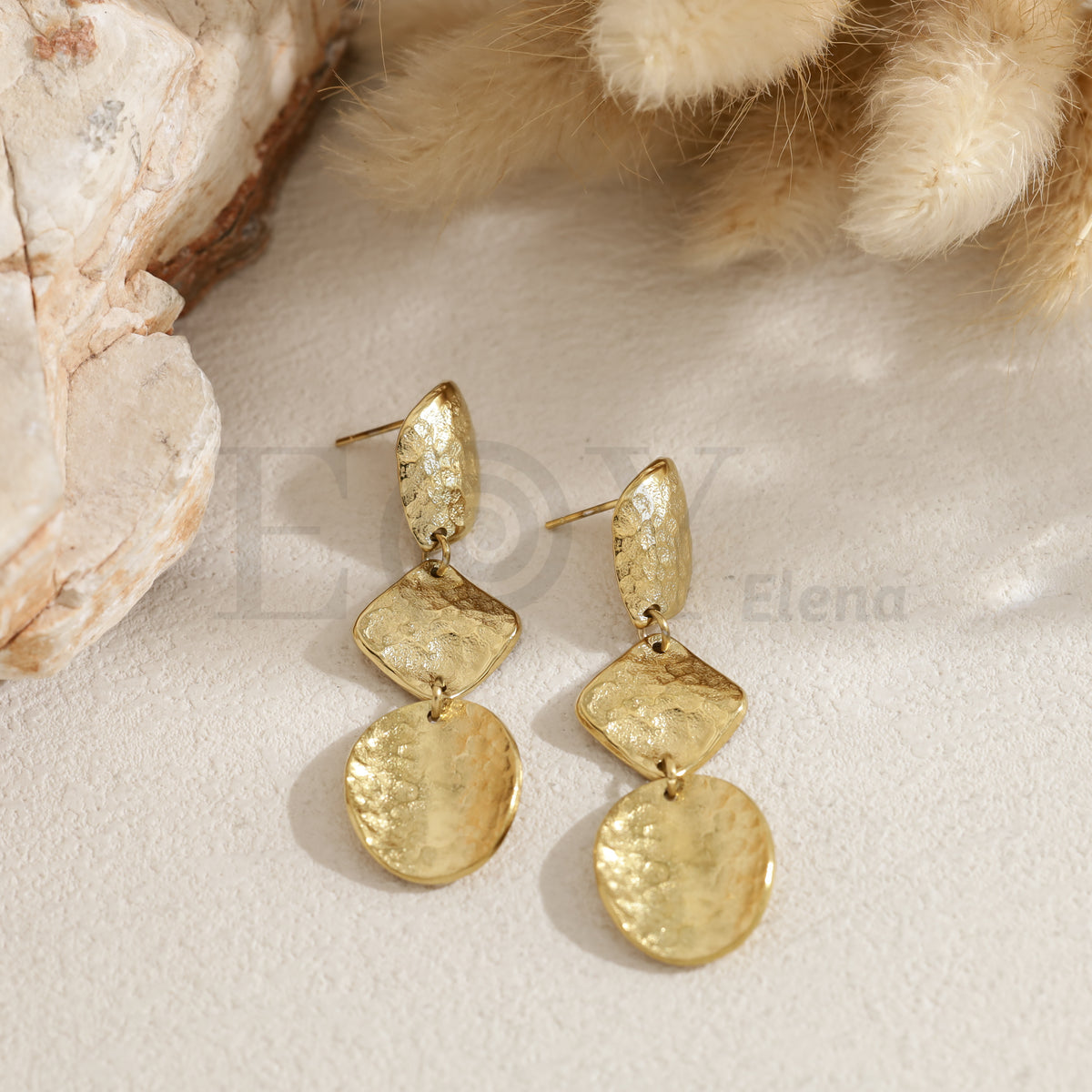 Pendientes triple forma geométrica acero