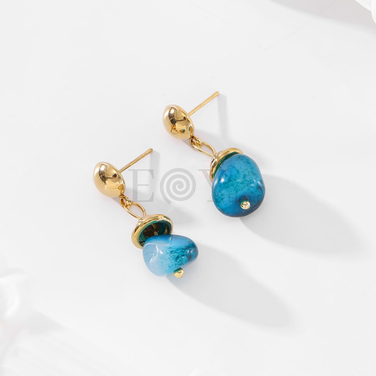 Pendientes de chapa con piedra