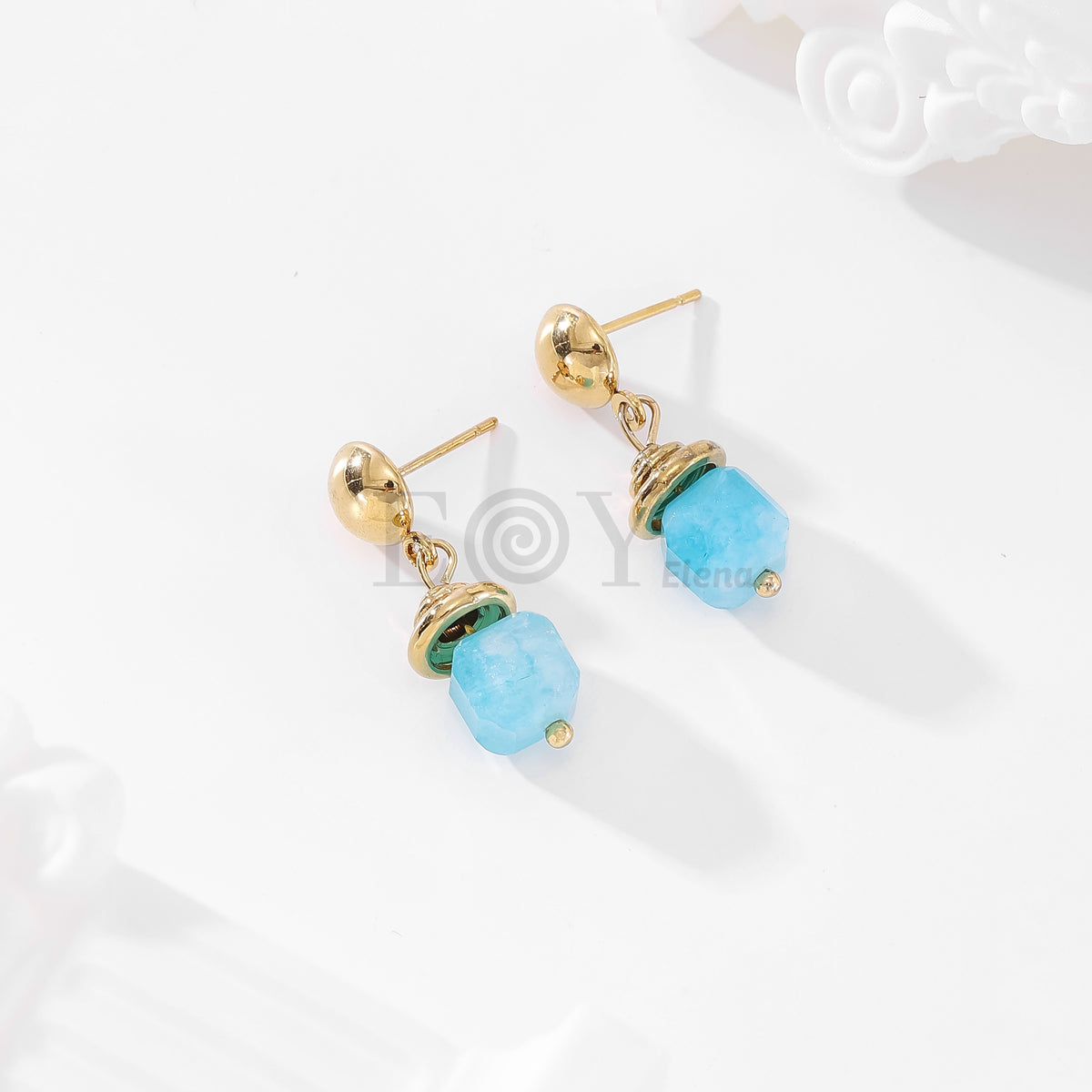 Pendientes con piedra color