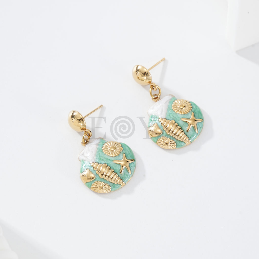 Pendientes concha con detalles marinos