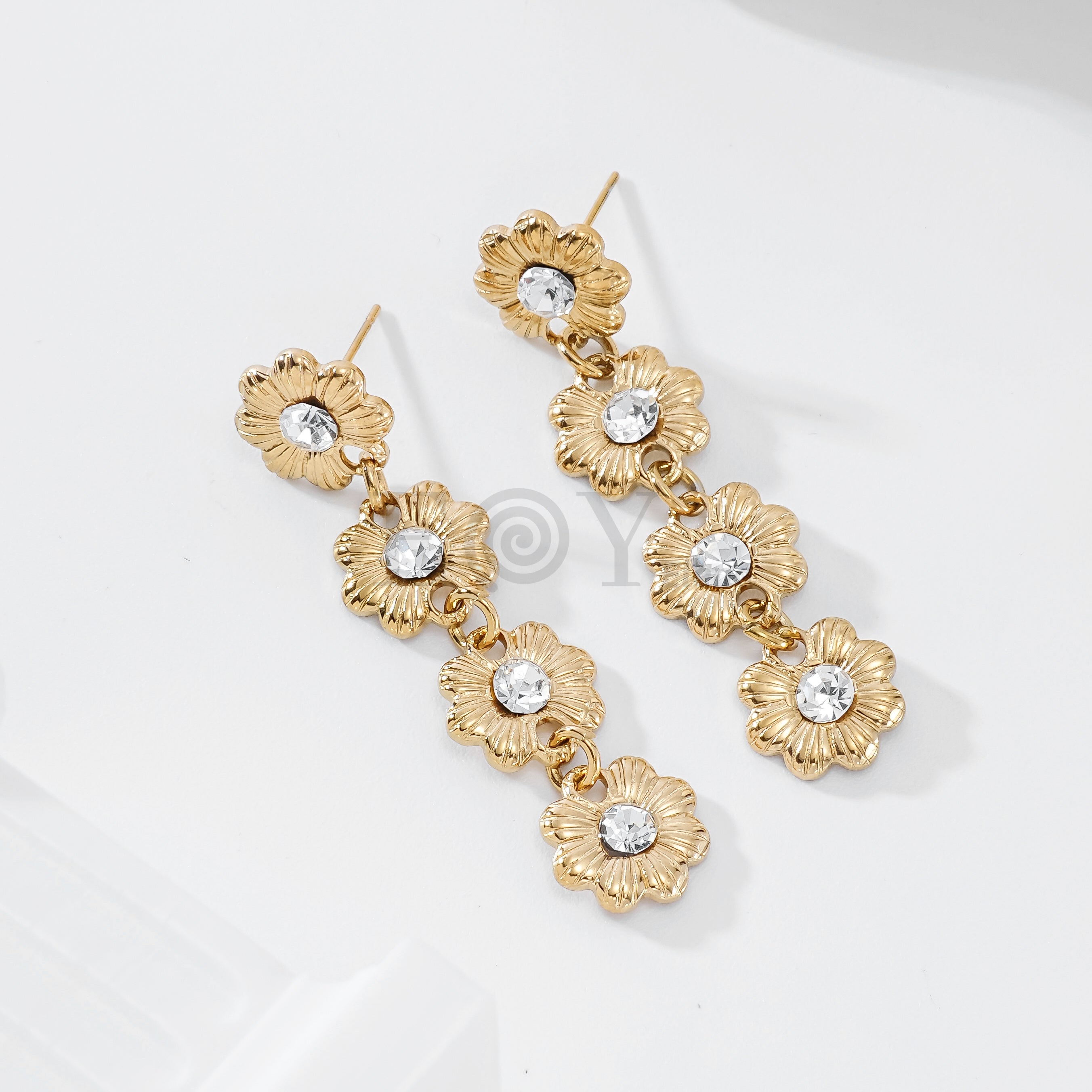 Pendientes largos flores con circonita central