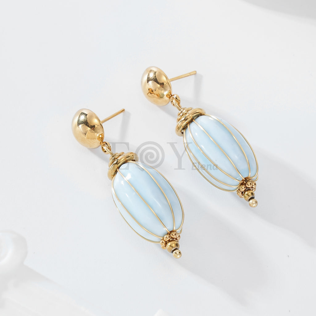 Pendientes con piedra alargada color