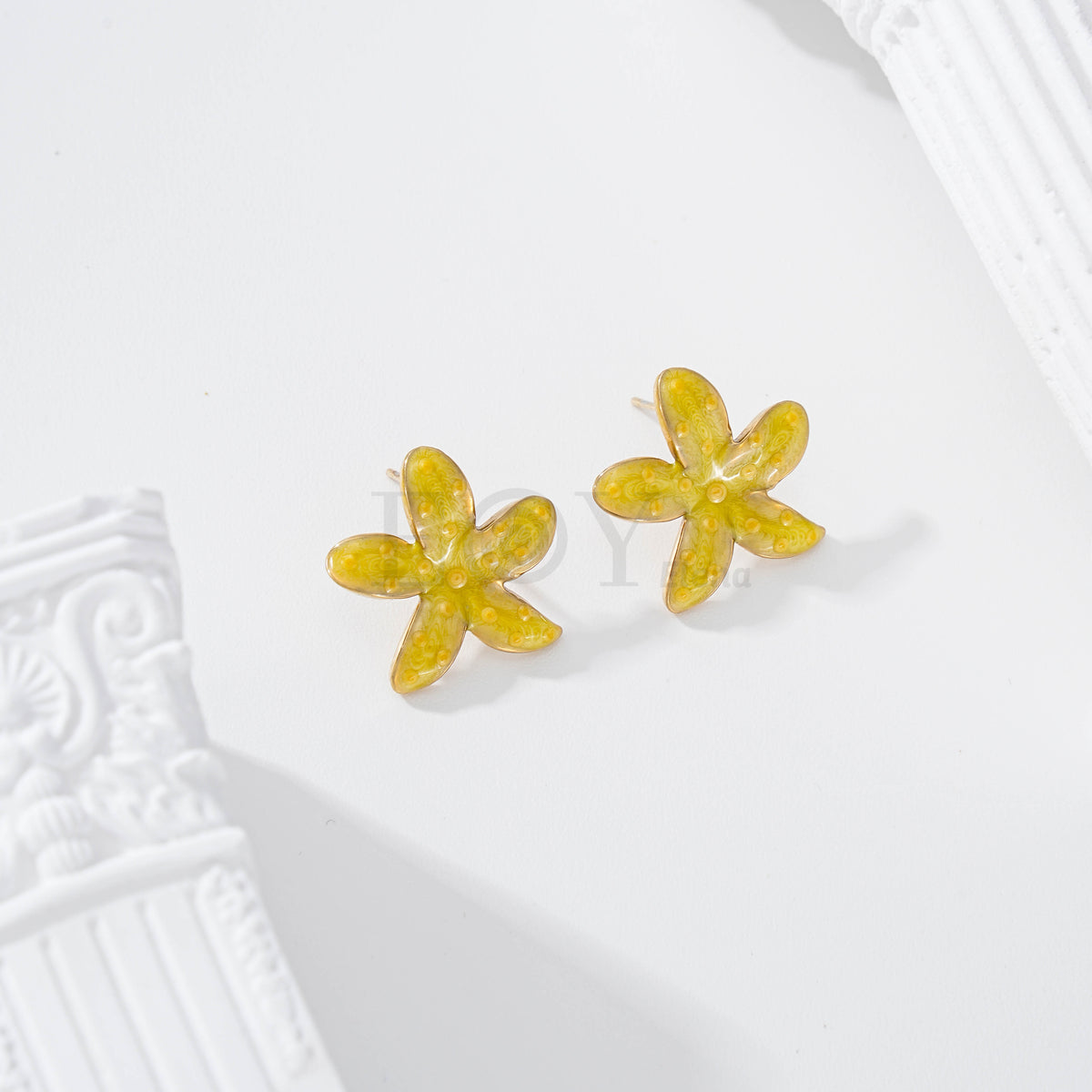 Pendientes flor color