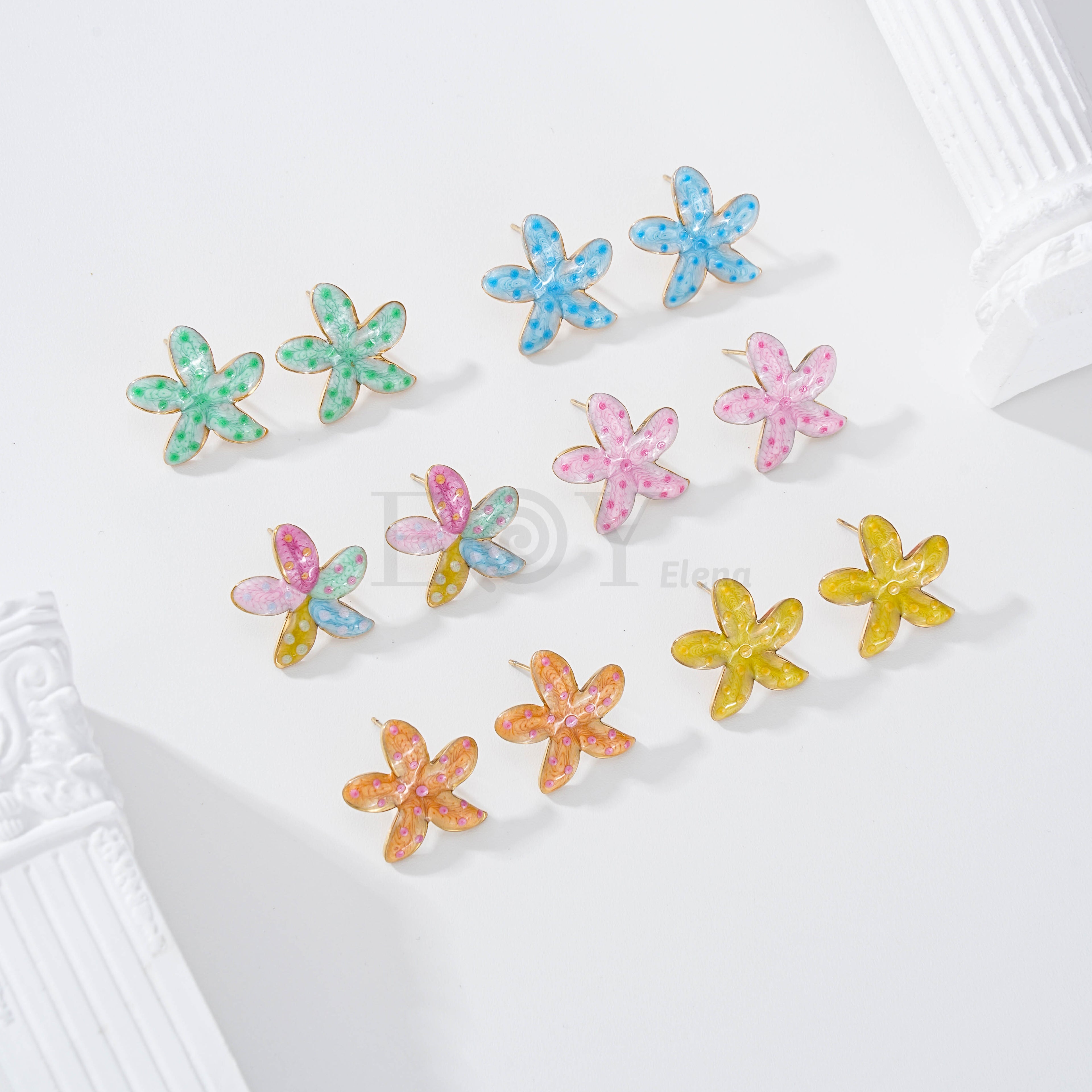 Pendientes flor color