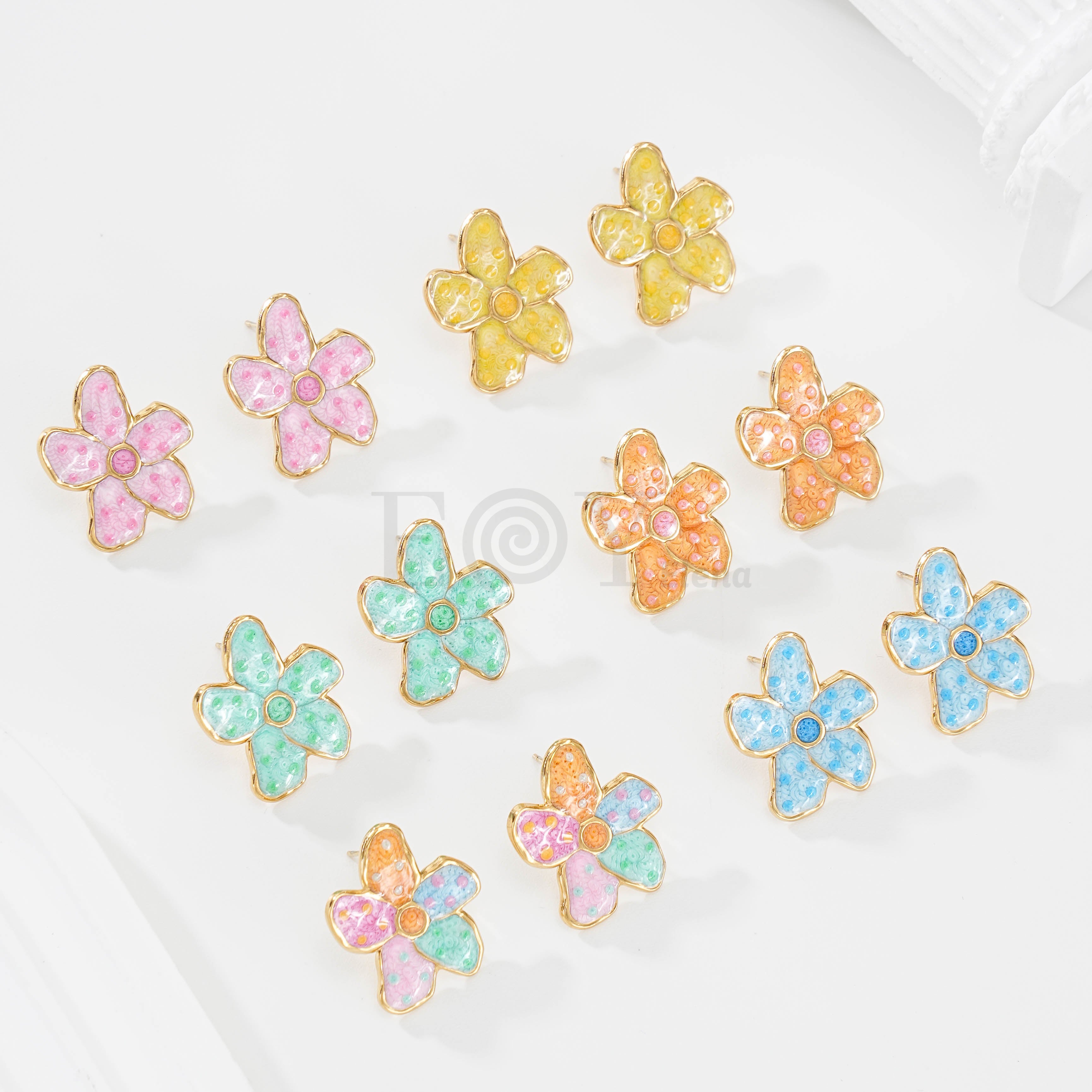 Pendientes flor color