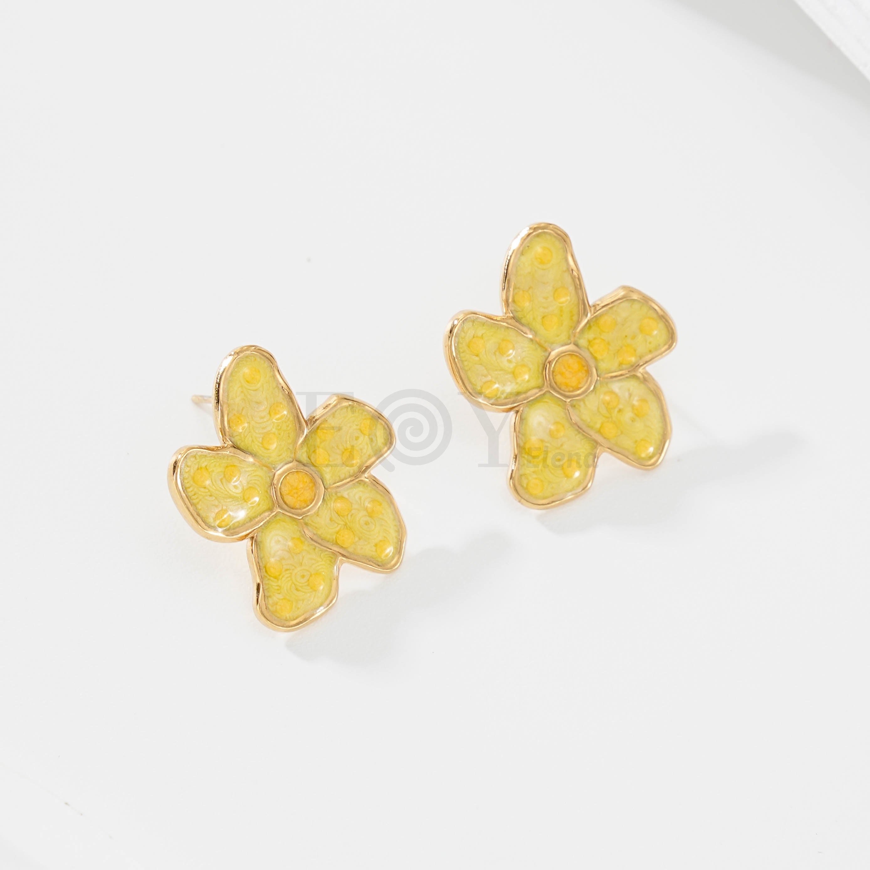 Pendientes flor color