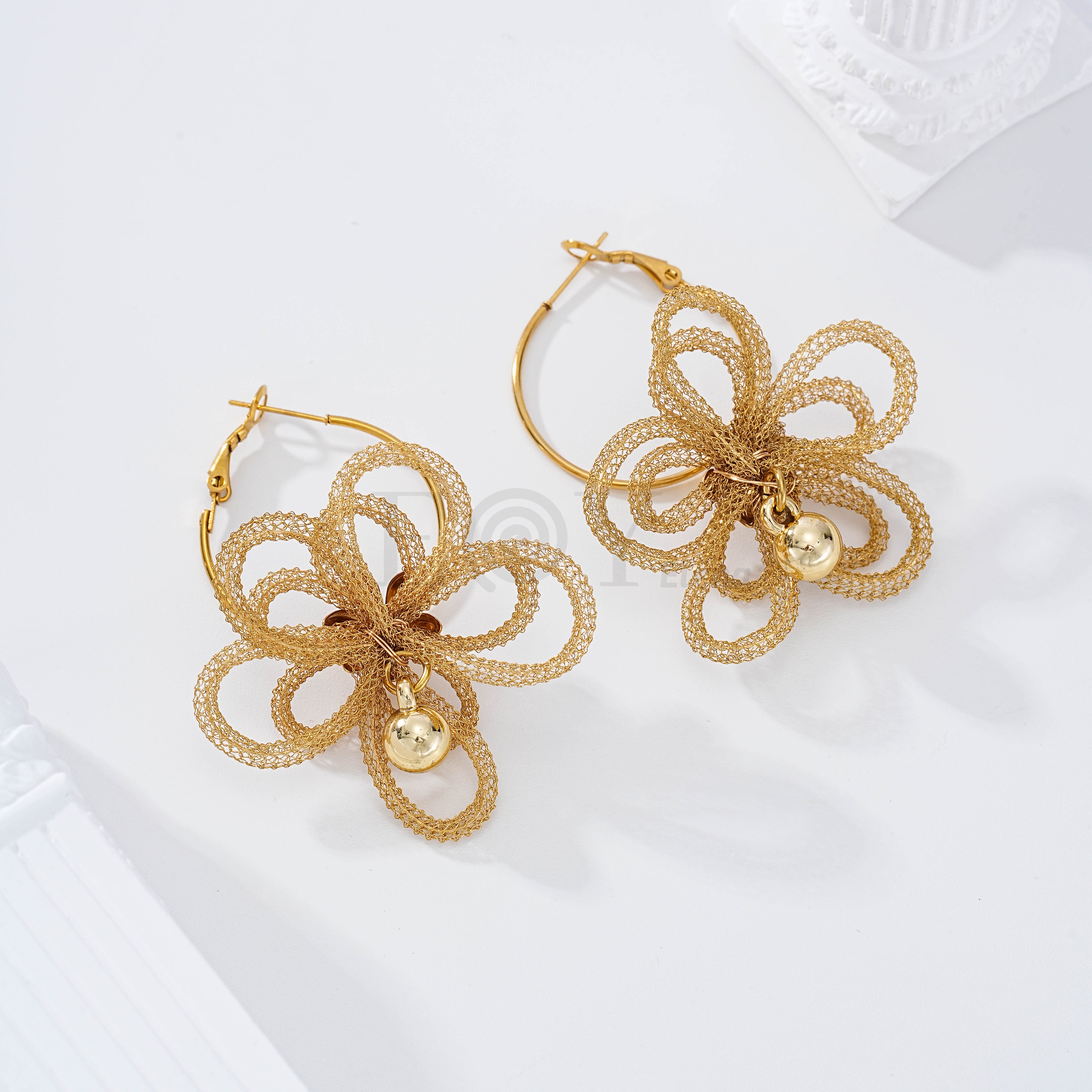 Pendientes flor grande