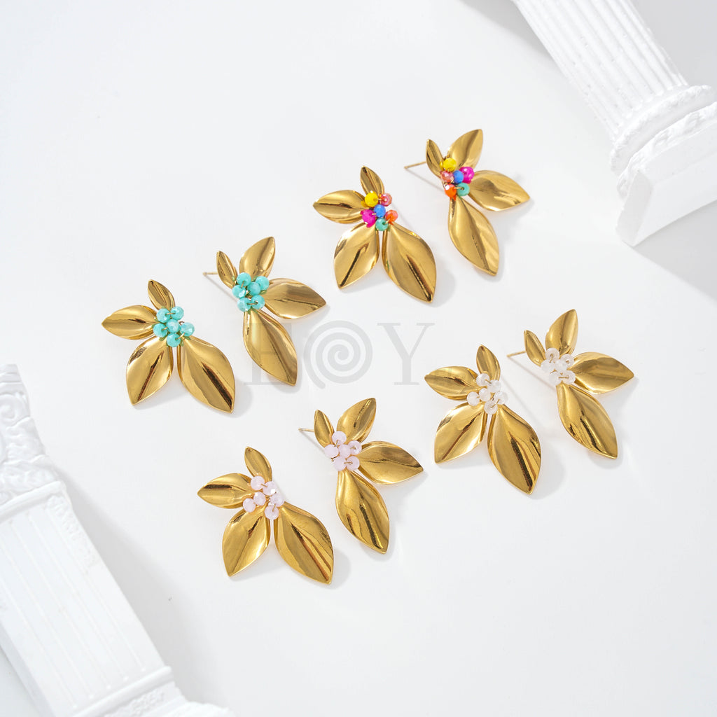 Pendientes media flor con piedras