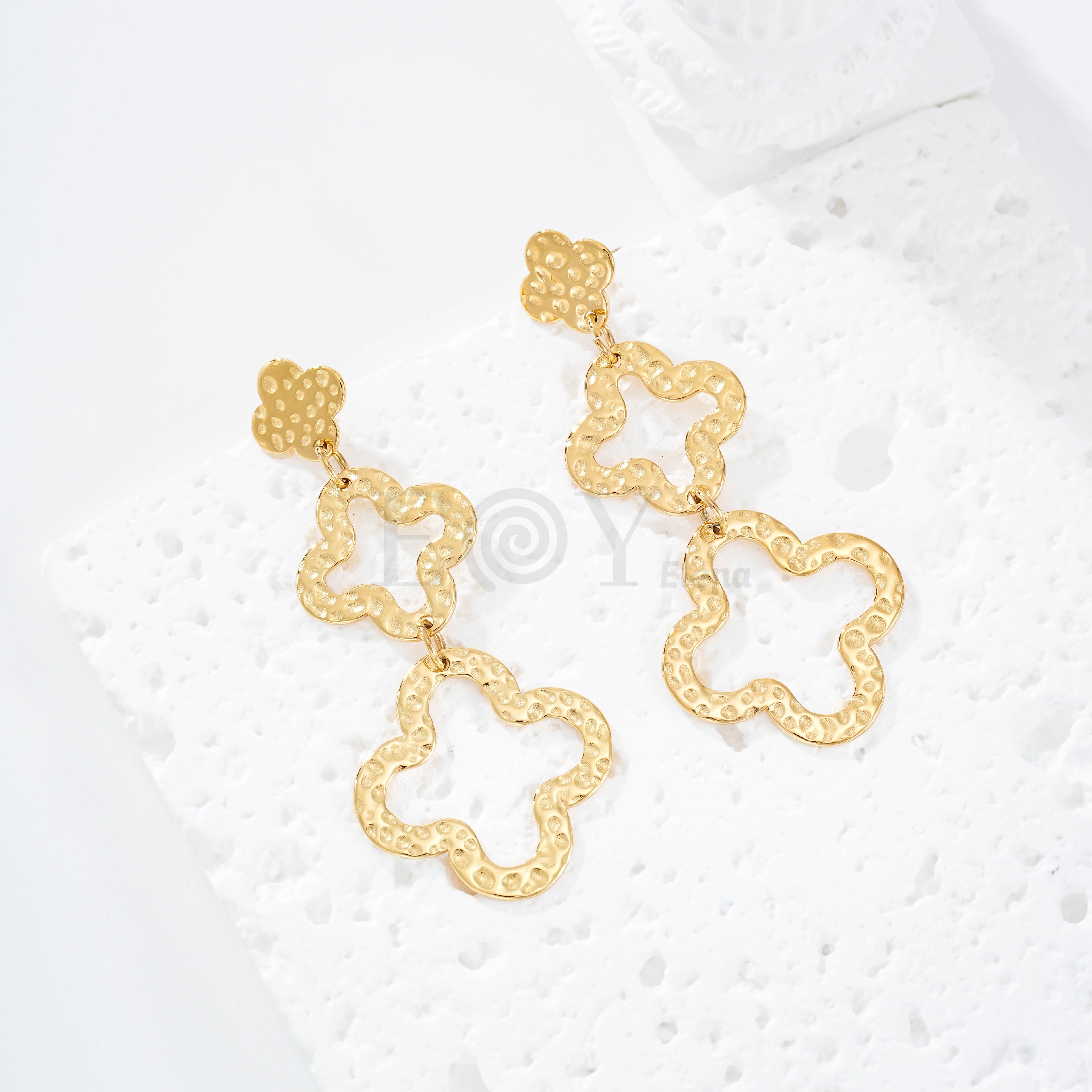 Pendientes triple flor textura