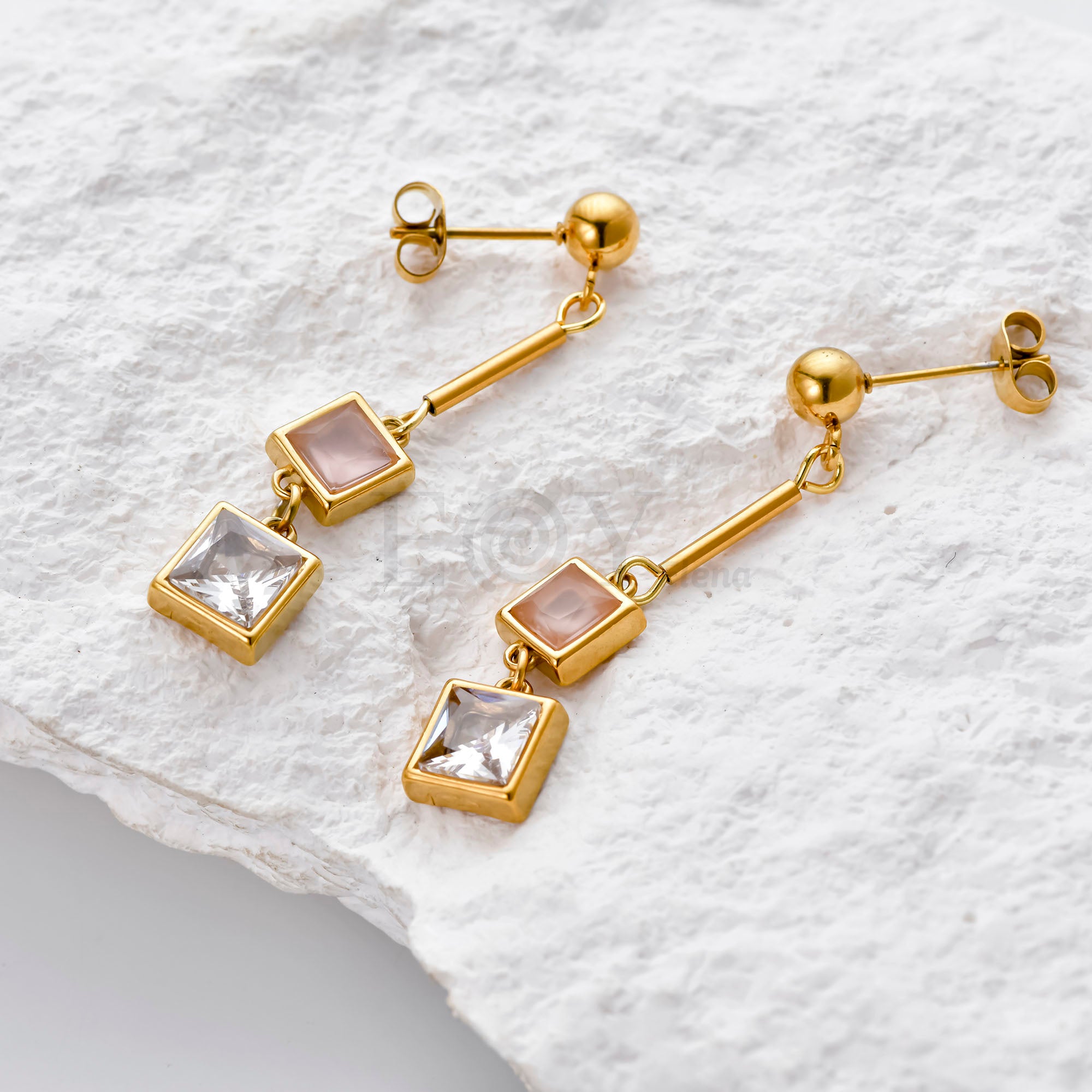 Pendientes largos con doble circonita cuadrada