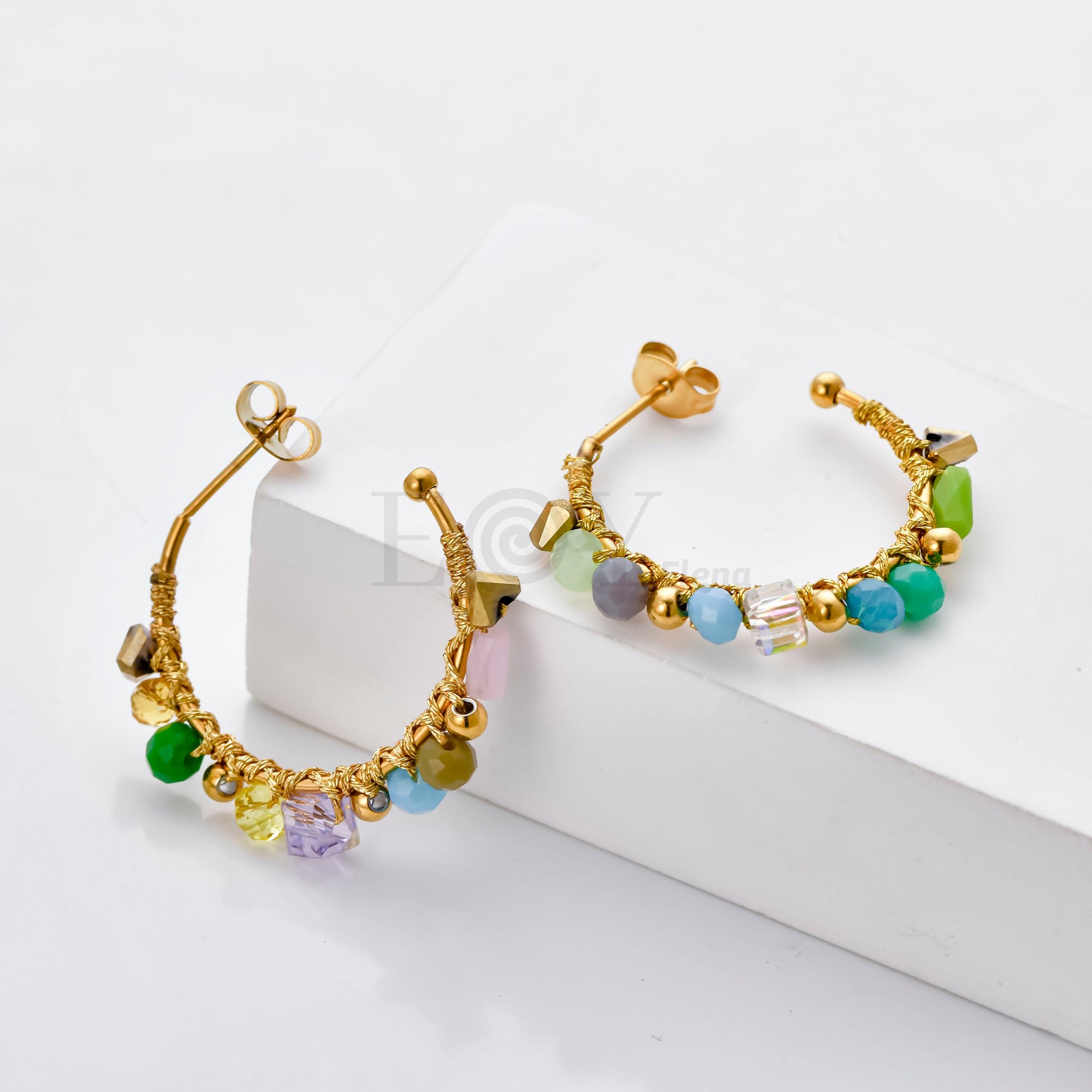 Pendientes aro con piedras colores