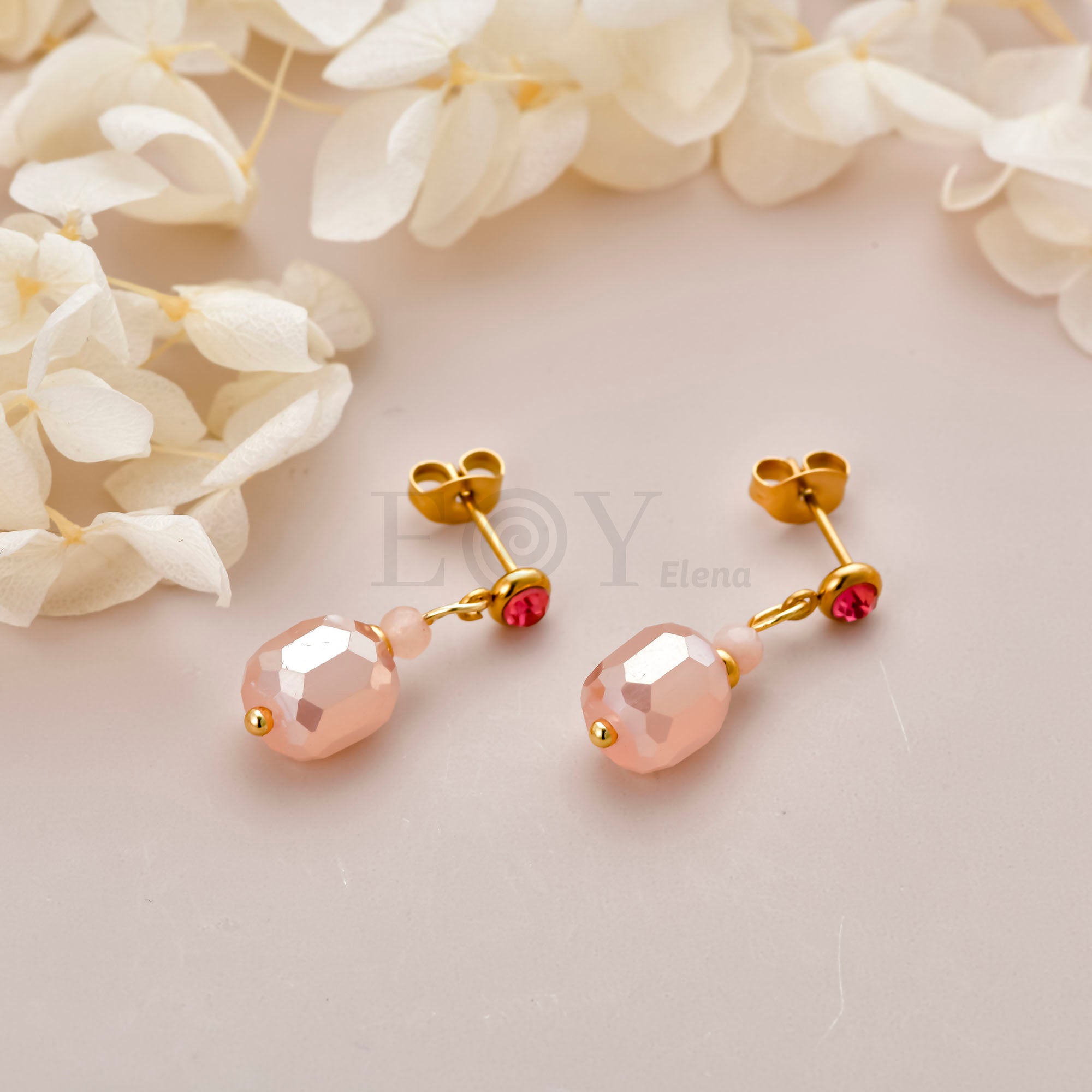 Pendientes con circonita y piedra color