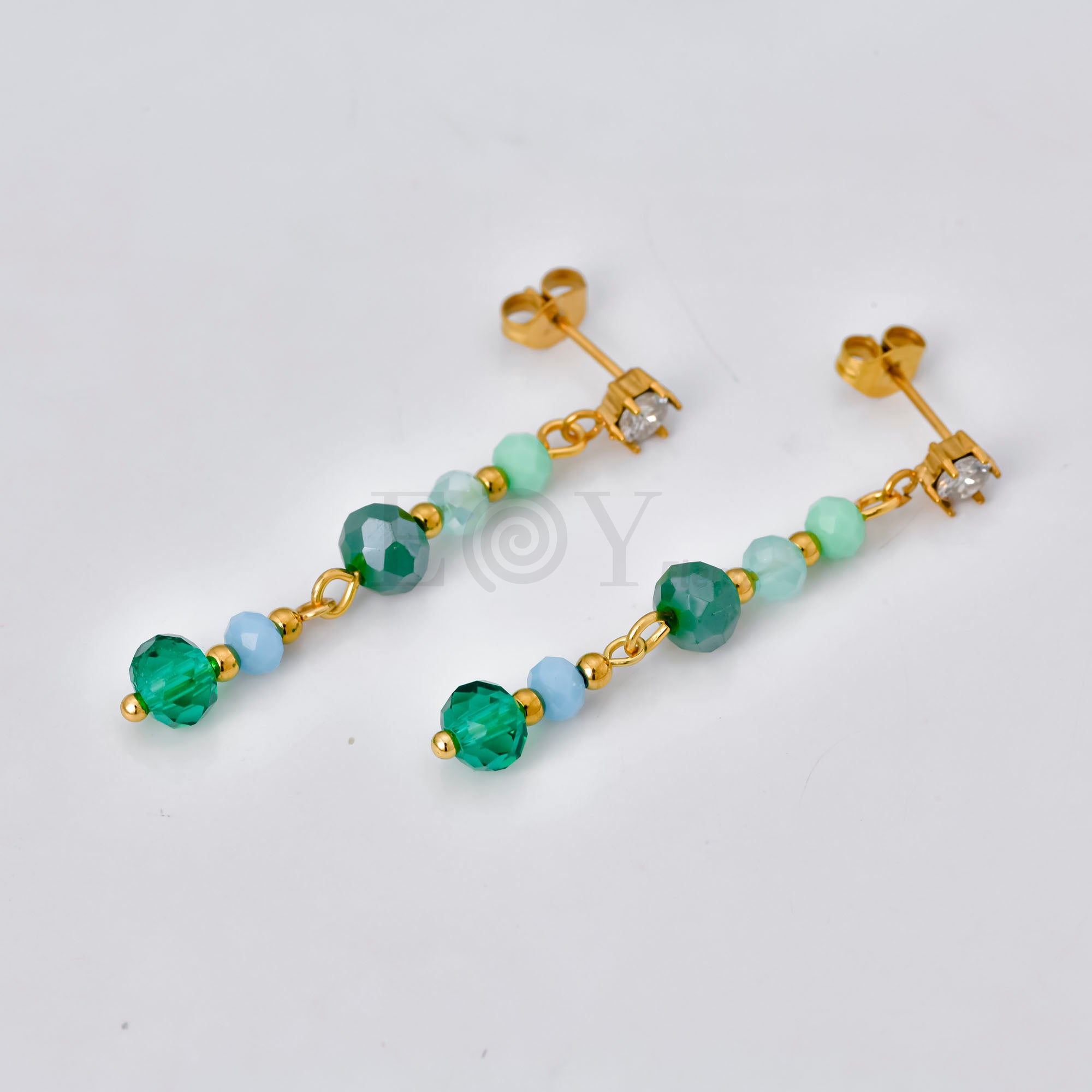 Pendientes con piedras colores colgantes