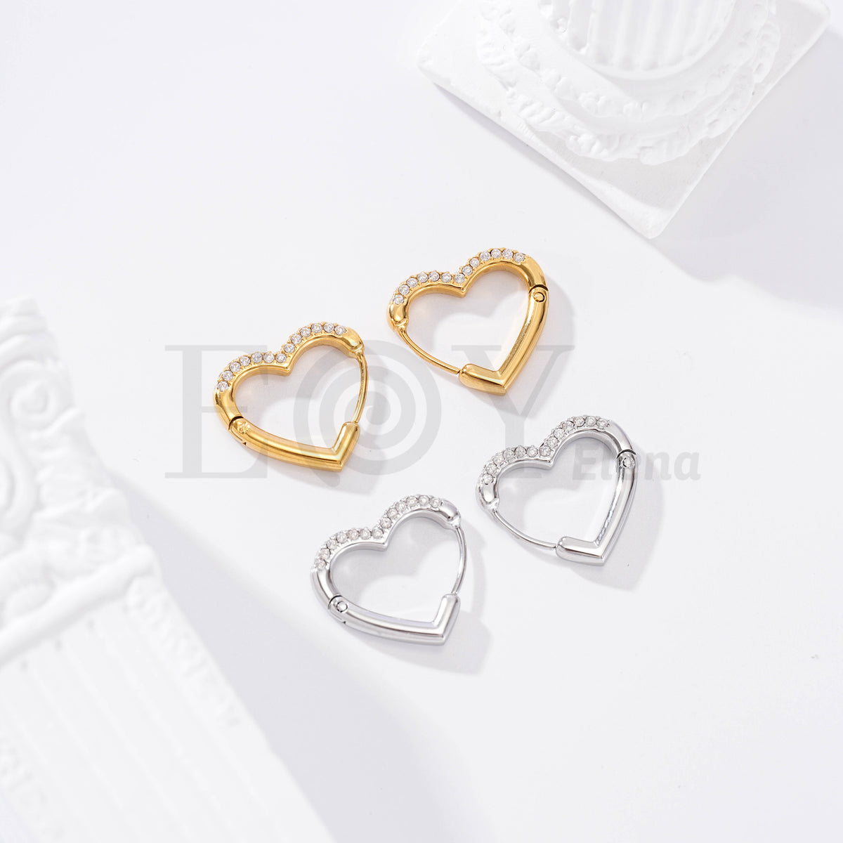 Pendientes de corazón con circonitas de acero