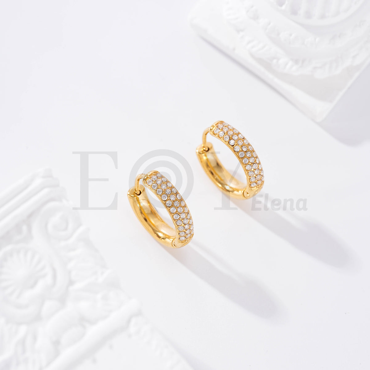 Pendientes de aro con circonitas