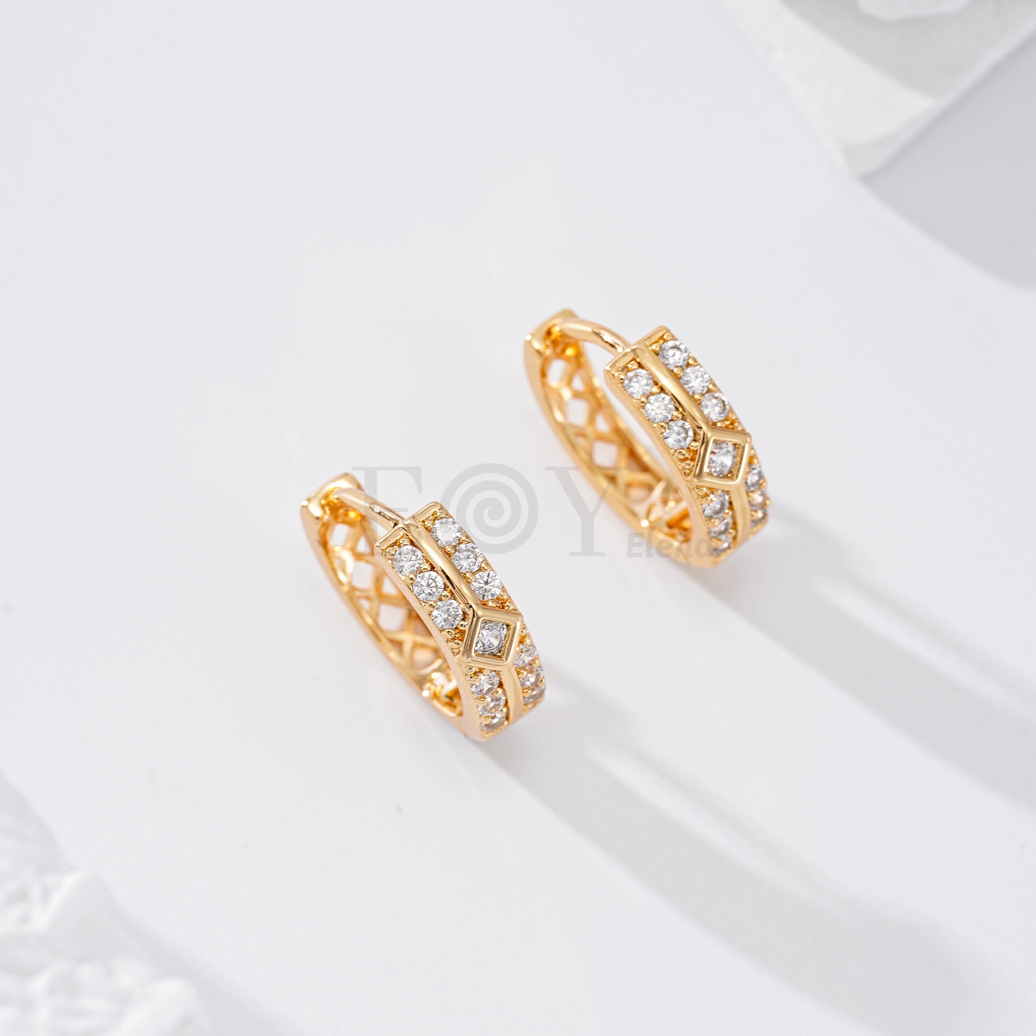 Aro con circonitas goldfield