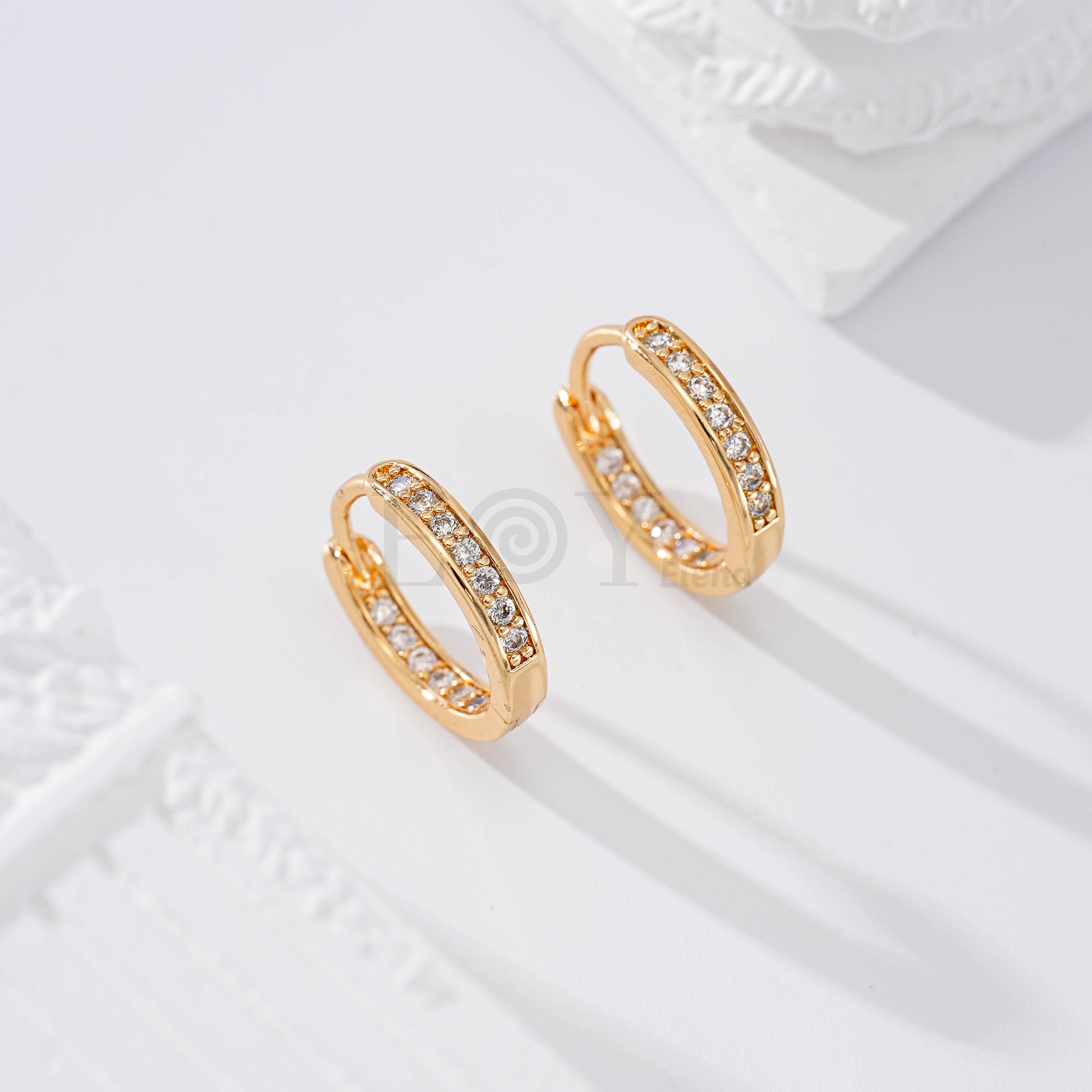 Aro con circonitas goldfield