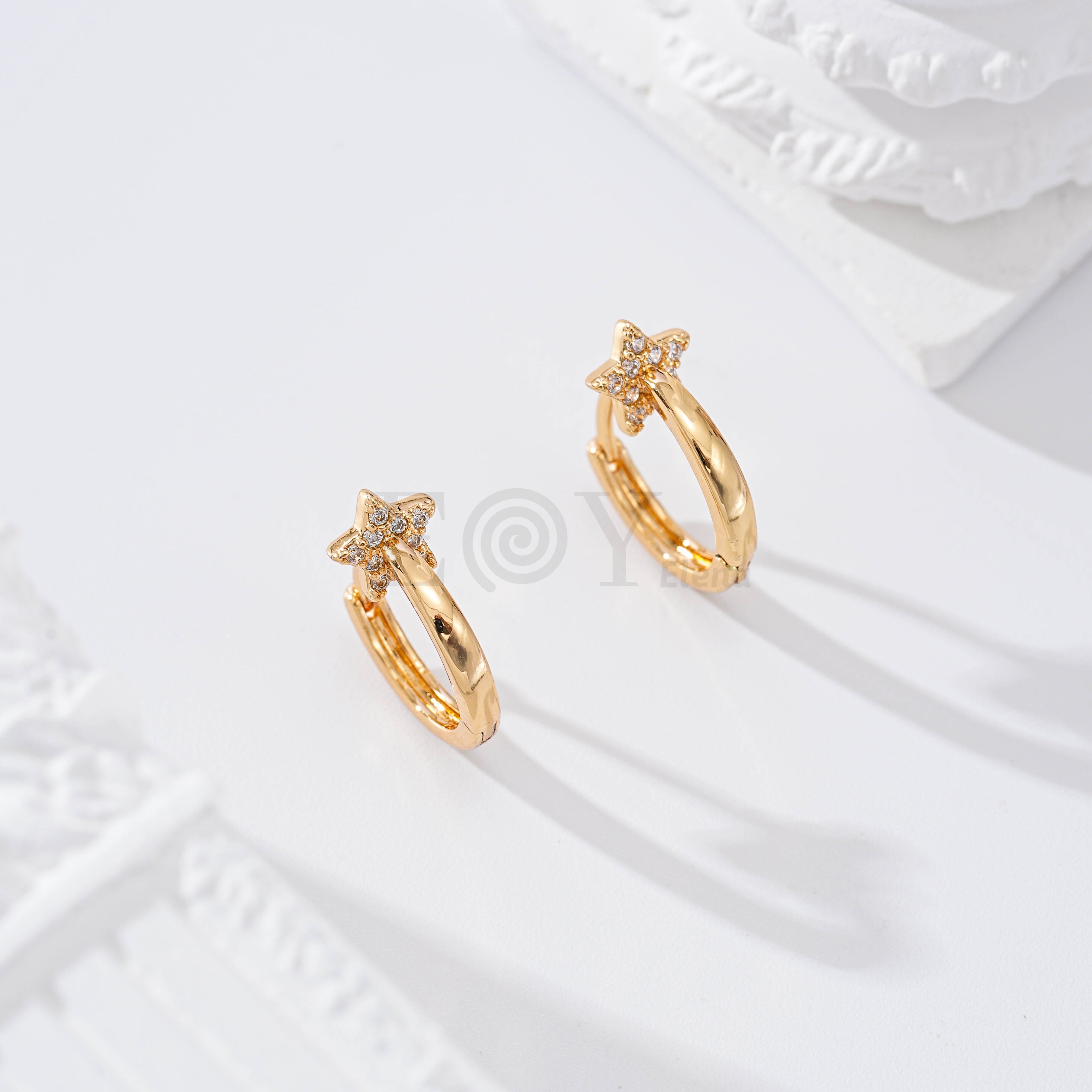 Aro con estrella circonitas goldfield