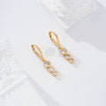 Pendiente de aro con triple circonita goldfield