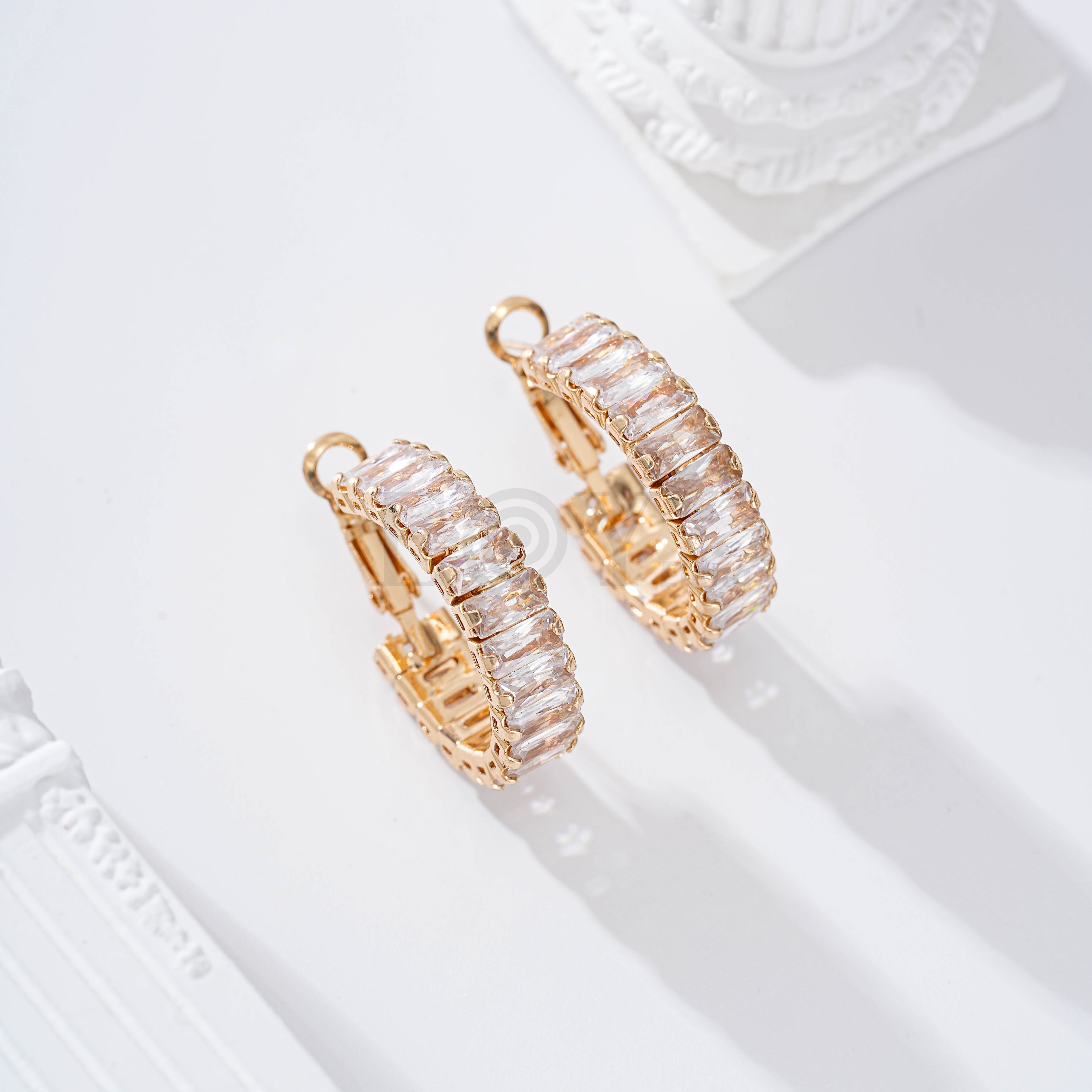 Aro con circonitas goldfield