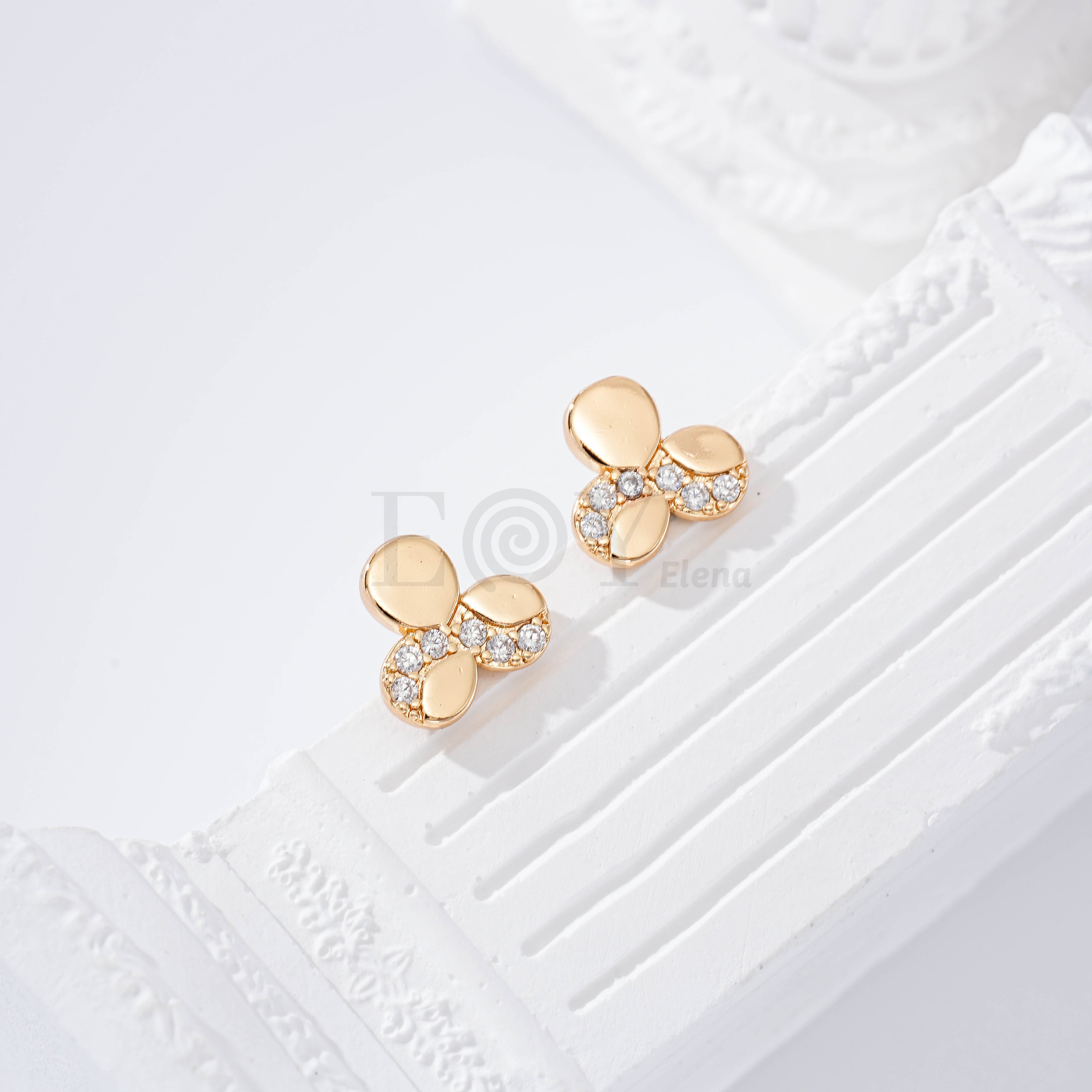 Pendientes flor circonitas goldfield