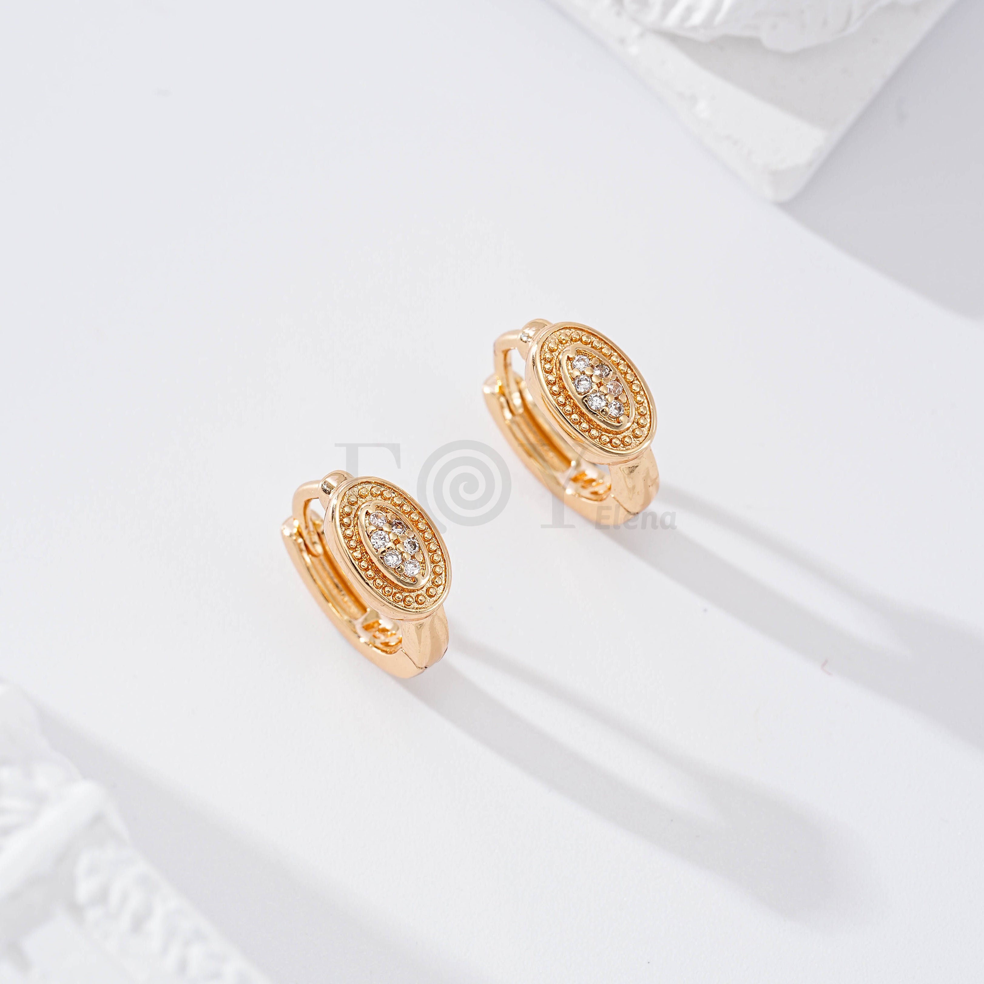 Aro con piedra central goldfield