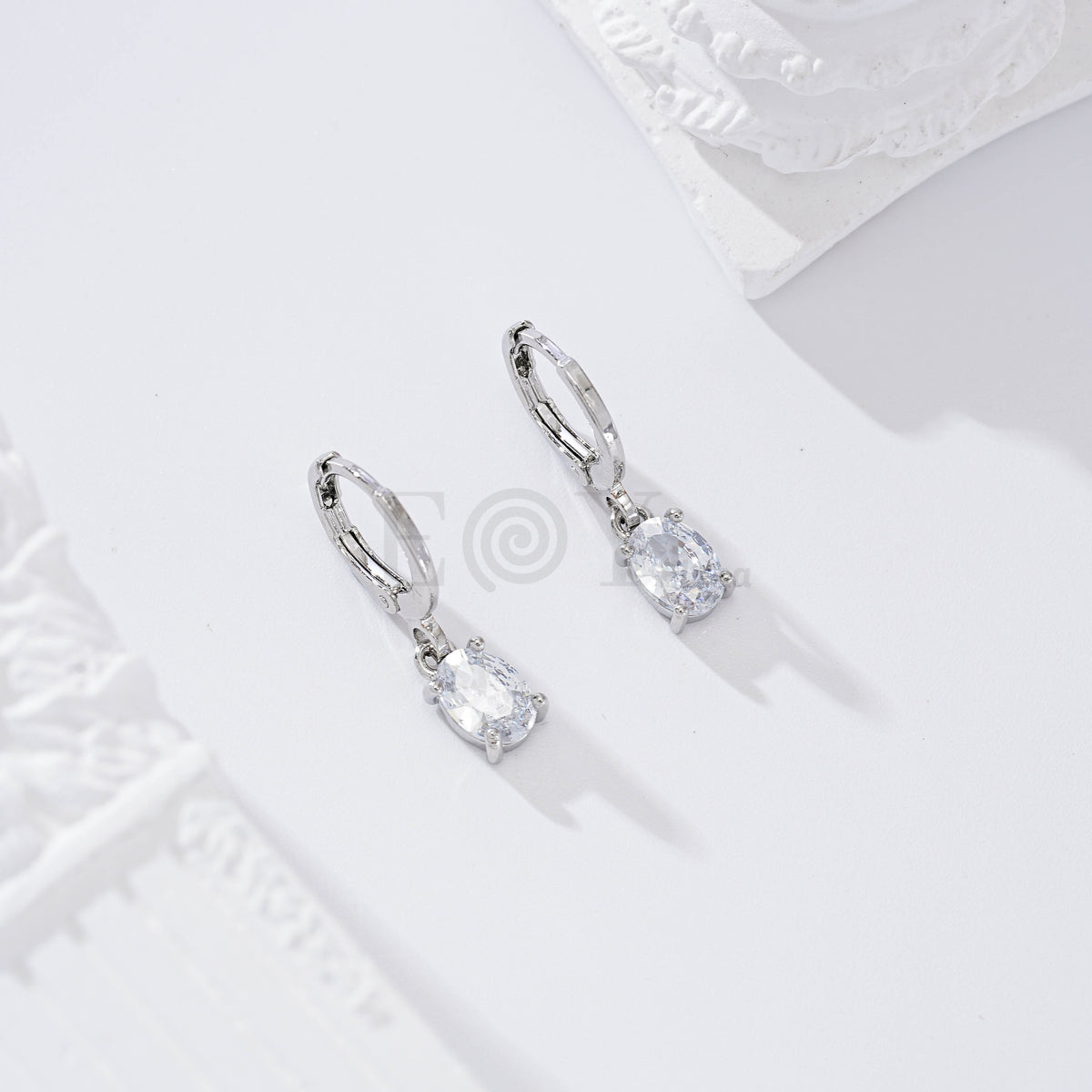 Pendientes de aro con circonita gold-filled