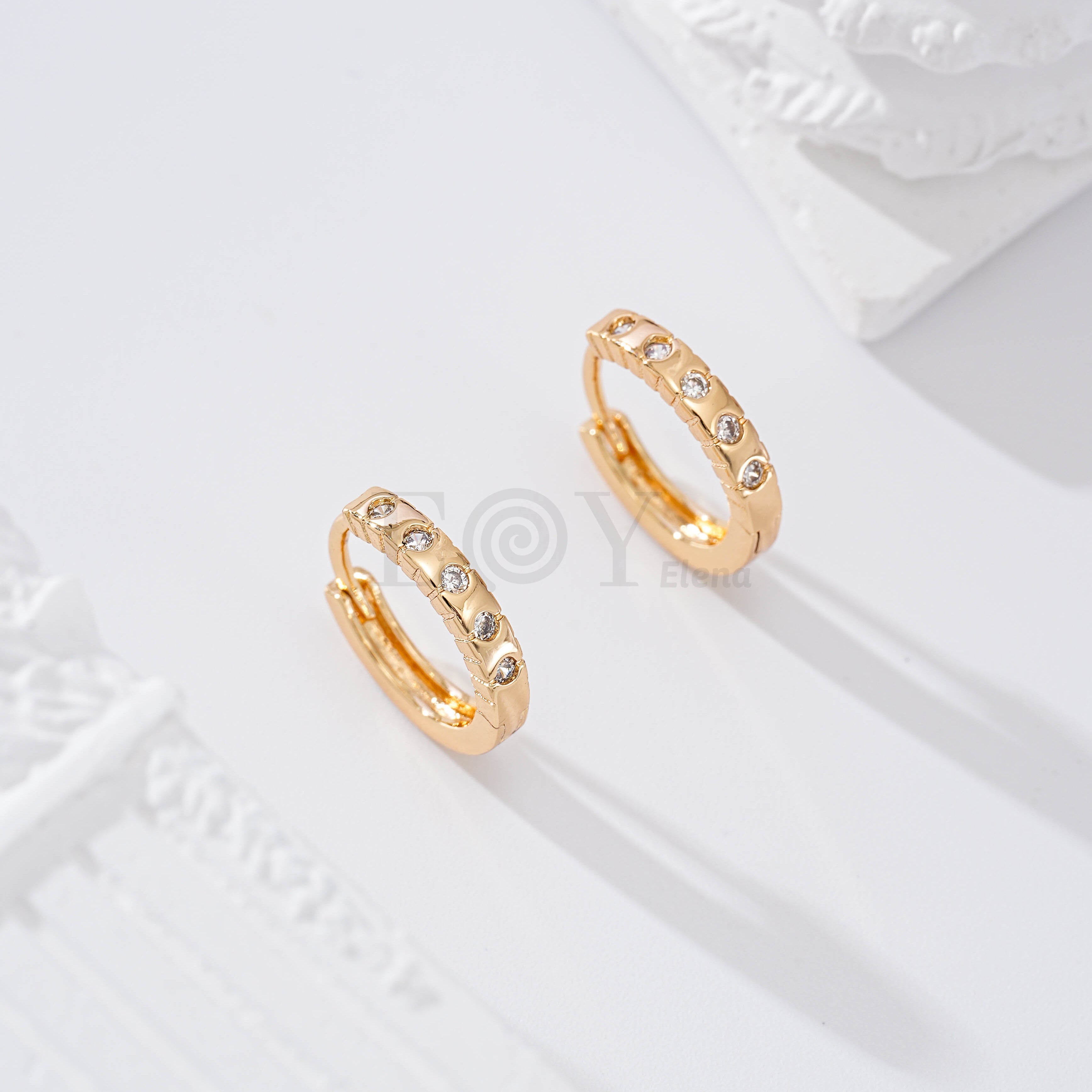 Aro con circonitas goldfield
