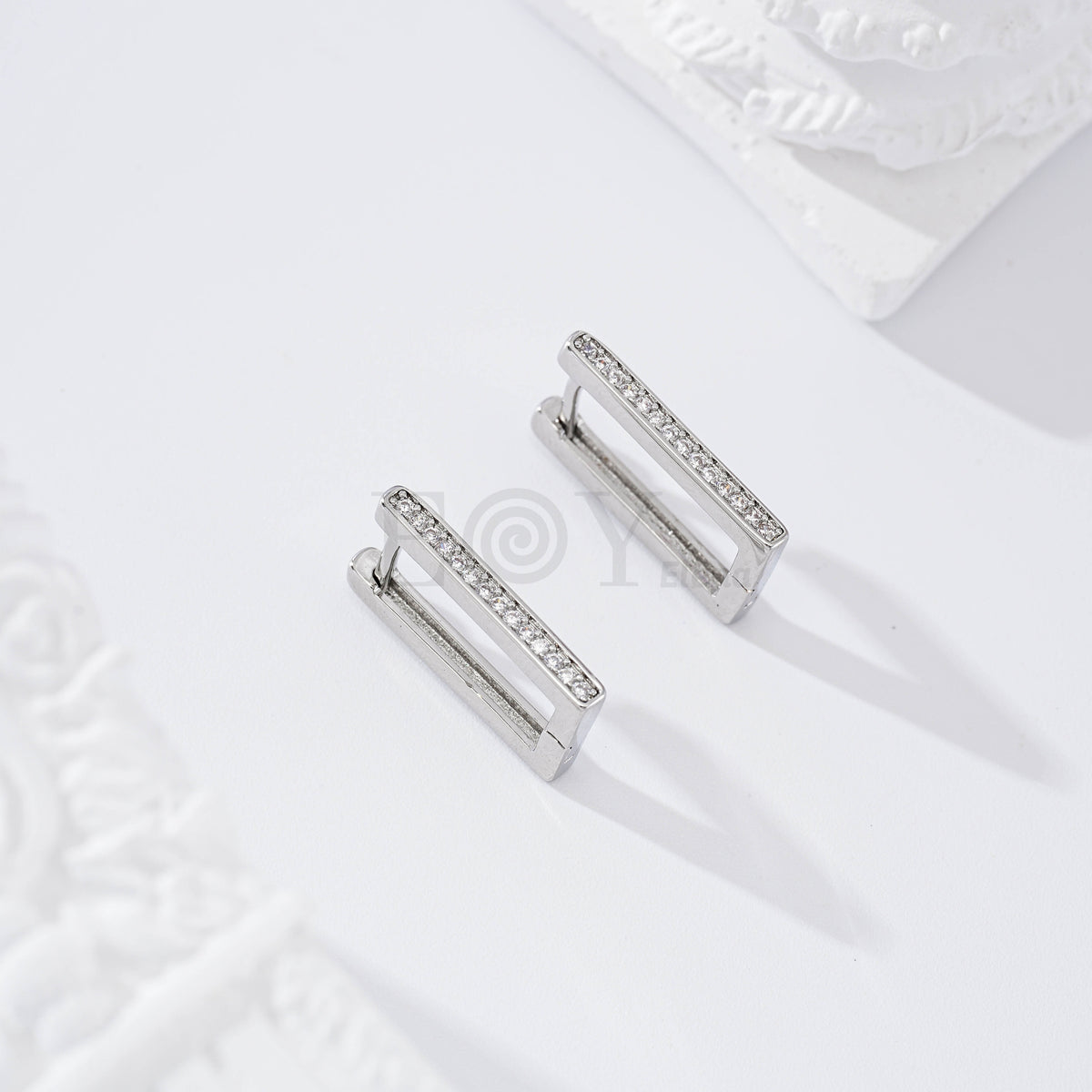 Square cubic zirconia gold-filled hoop