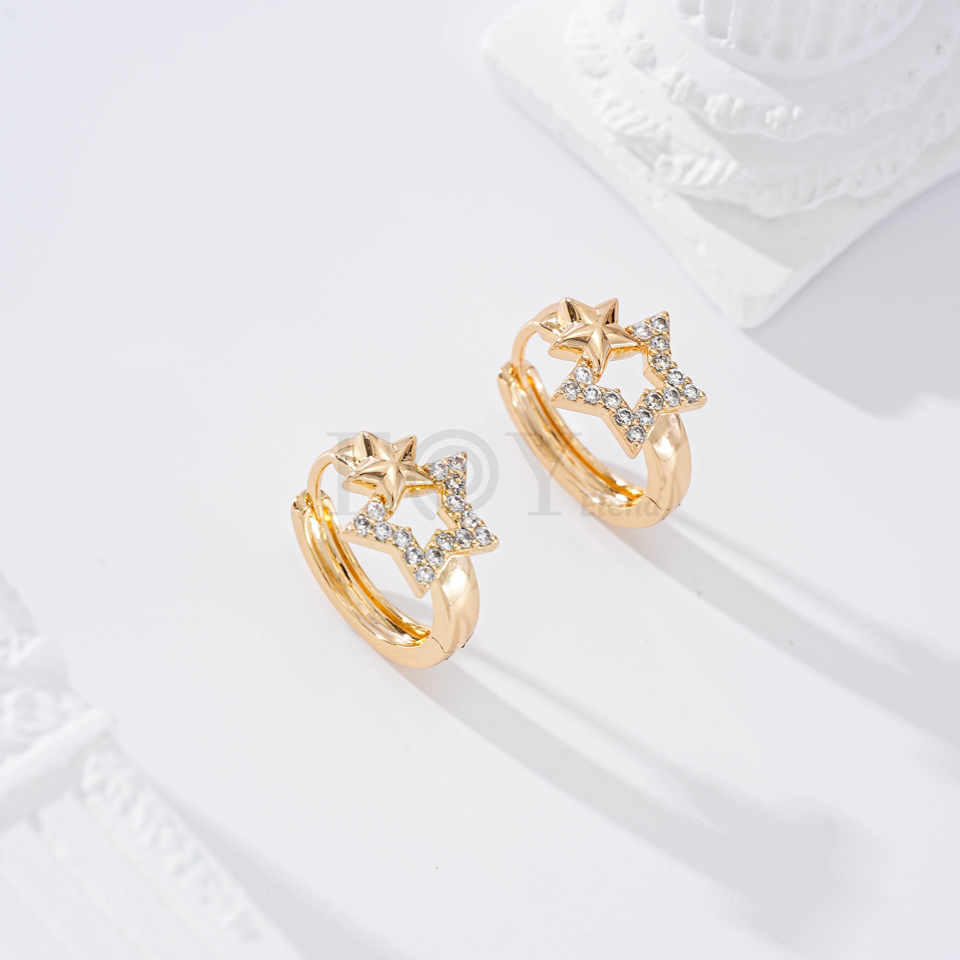 Aro con estrellas circonita goldfield