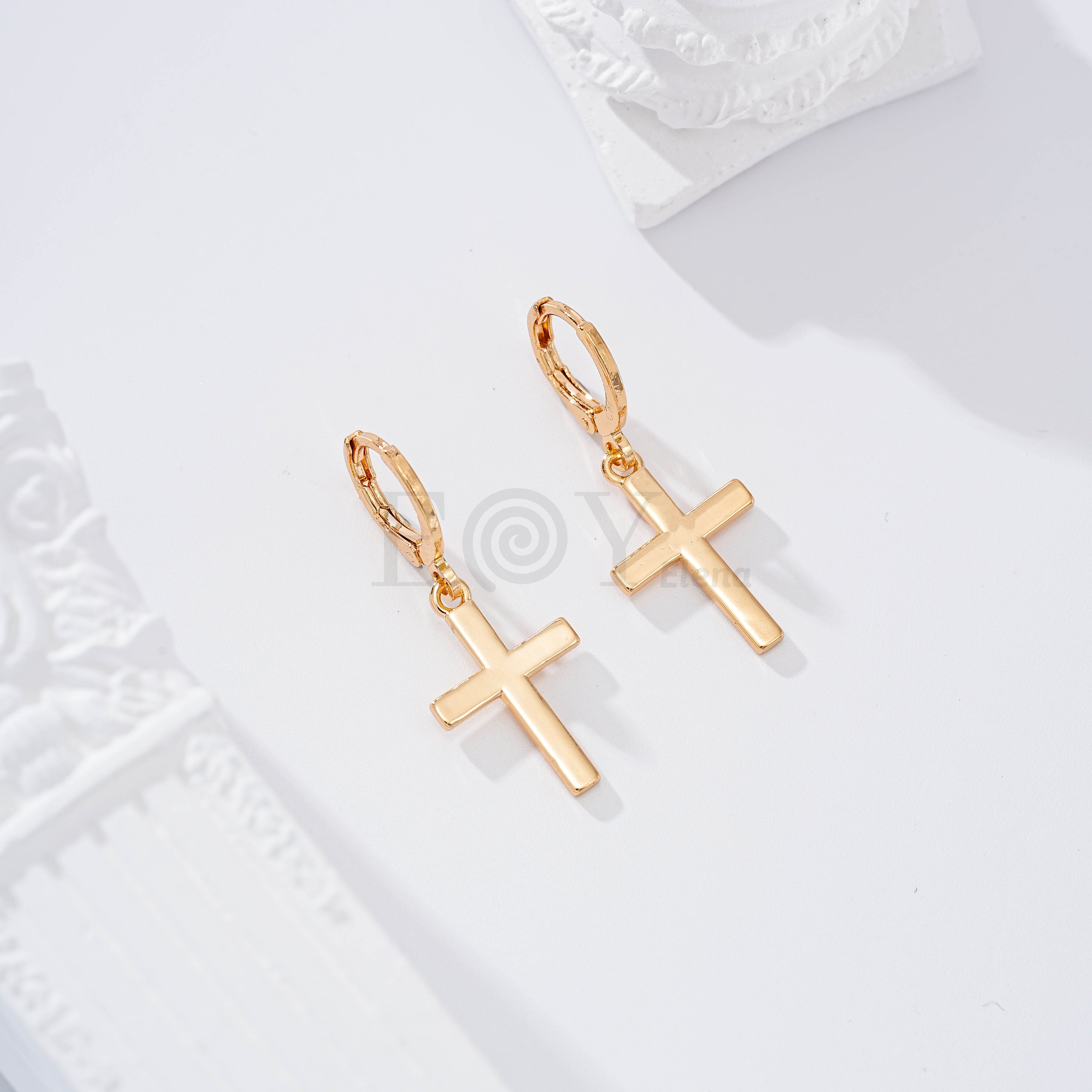 Pendientes de aro con cruz goldfield