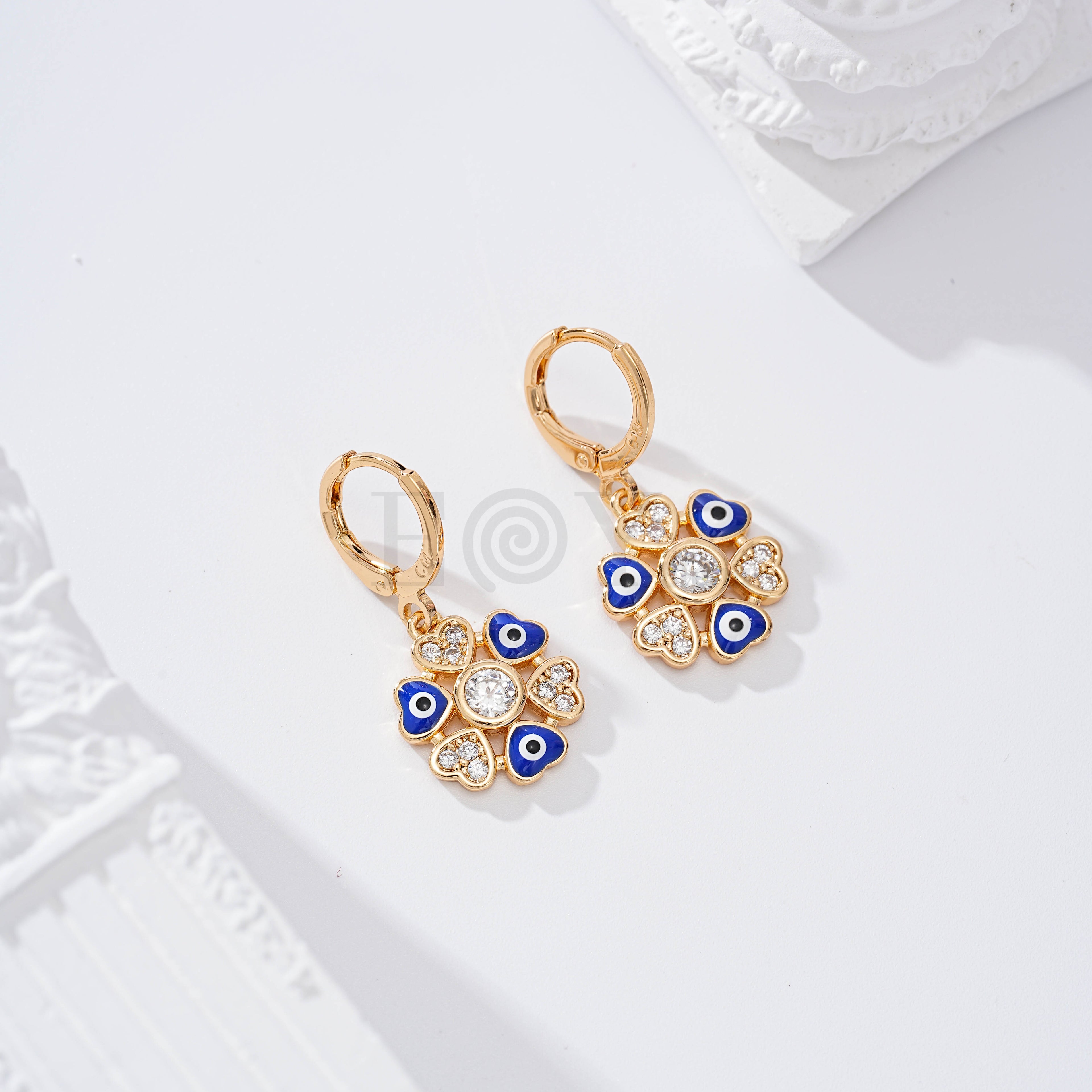 Pendientes de aro con corazones circonita y ojo turco goldfield