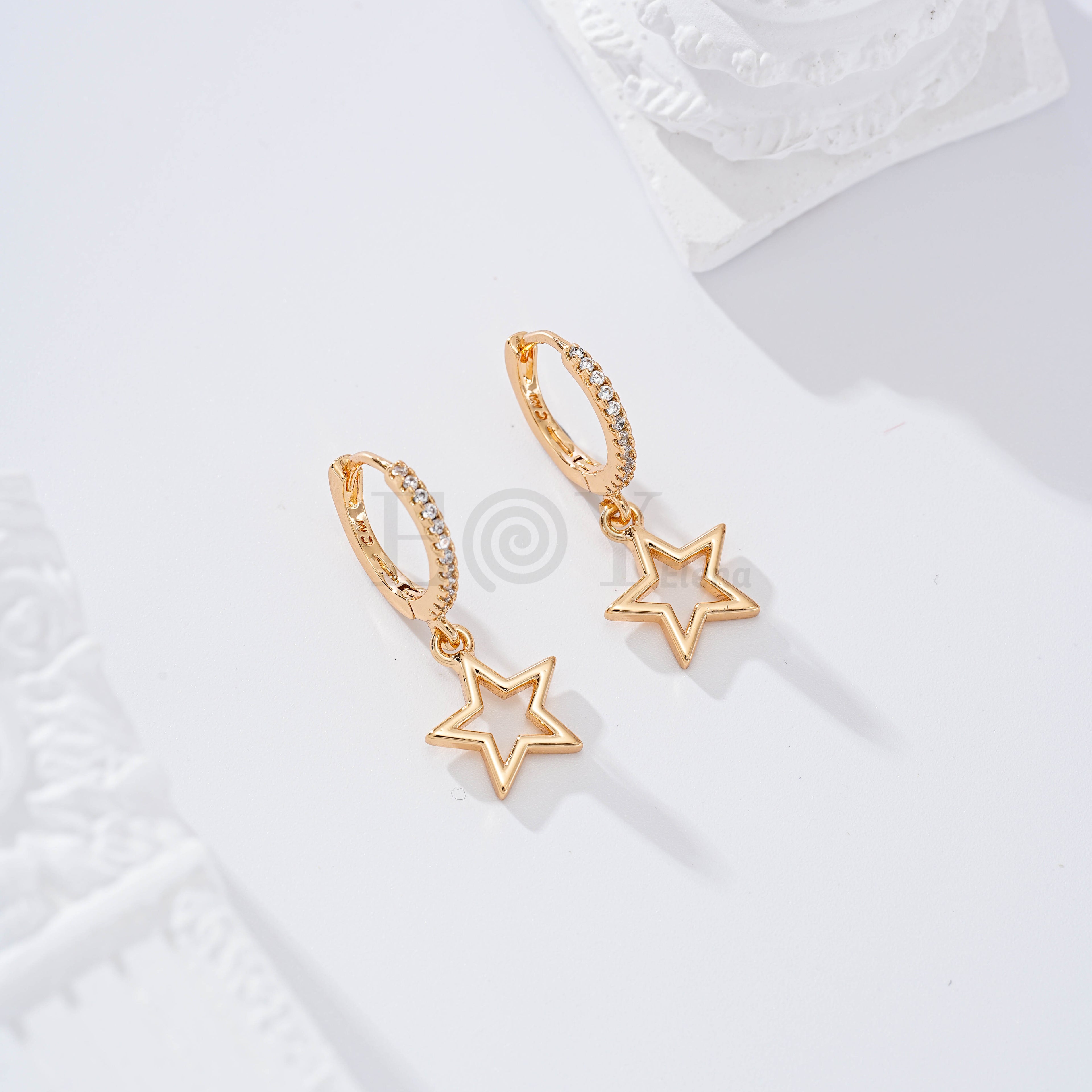 Pendientes aro circonitas con estrella goldfield