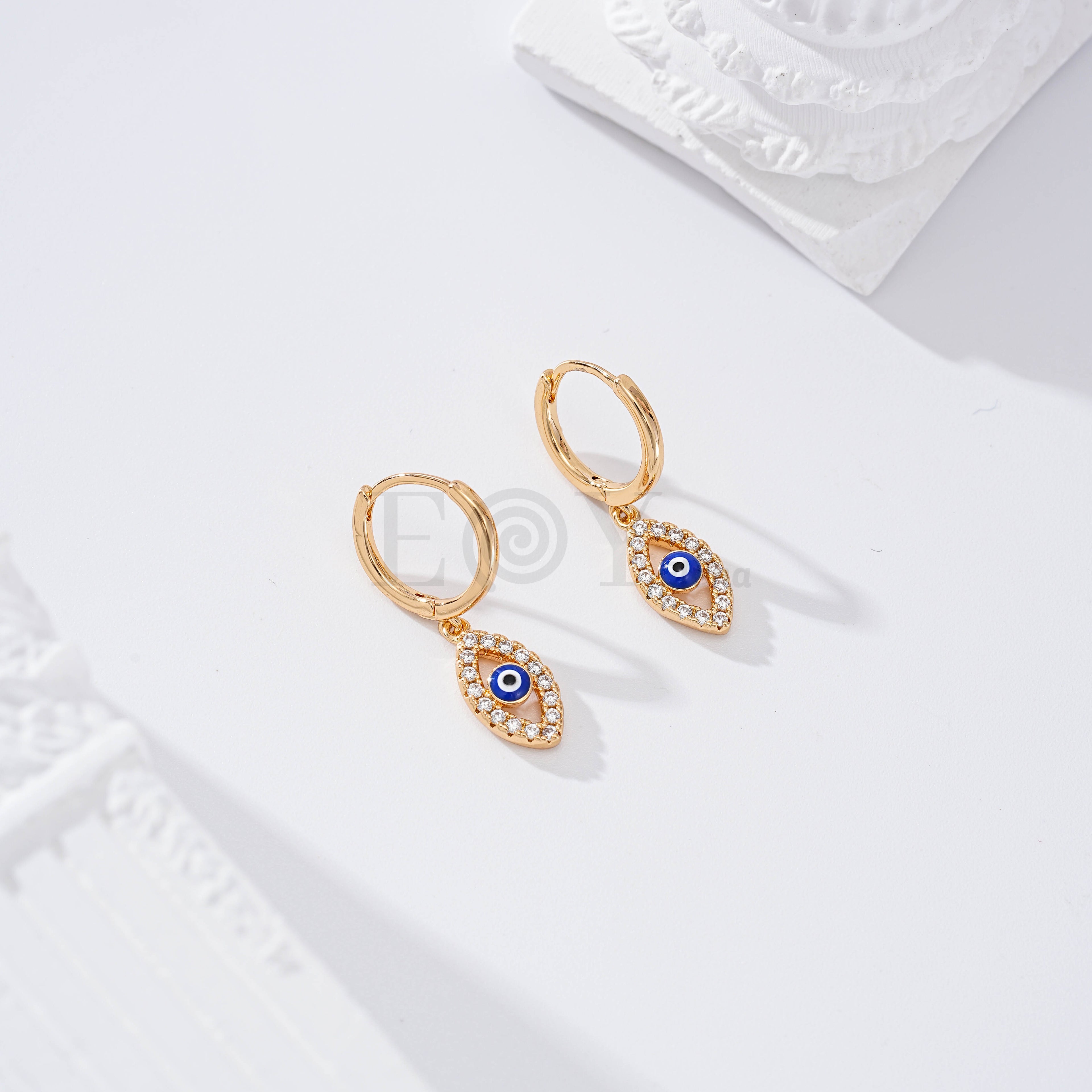Pendiente ojo goldfield