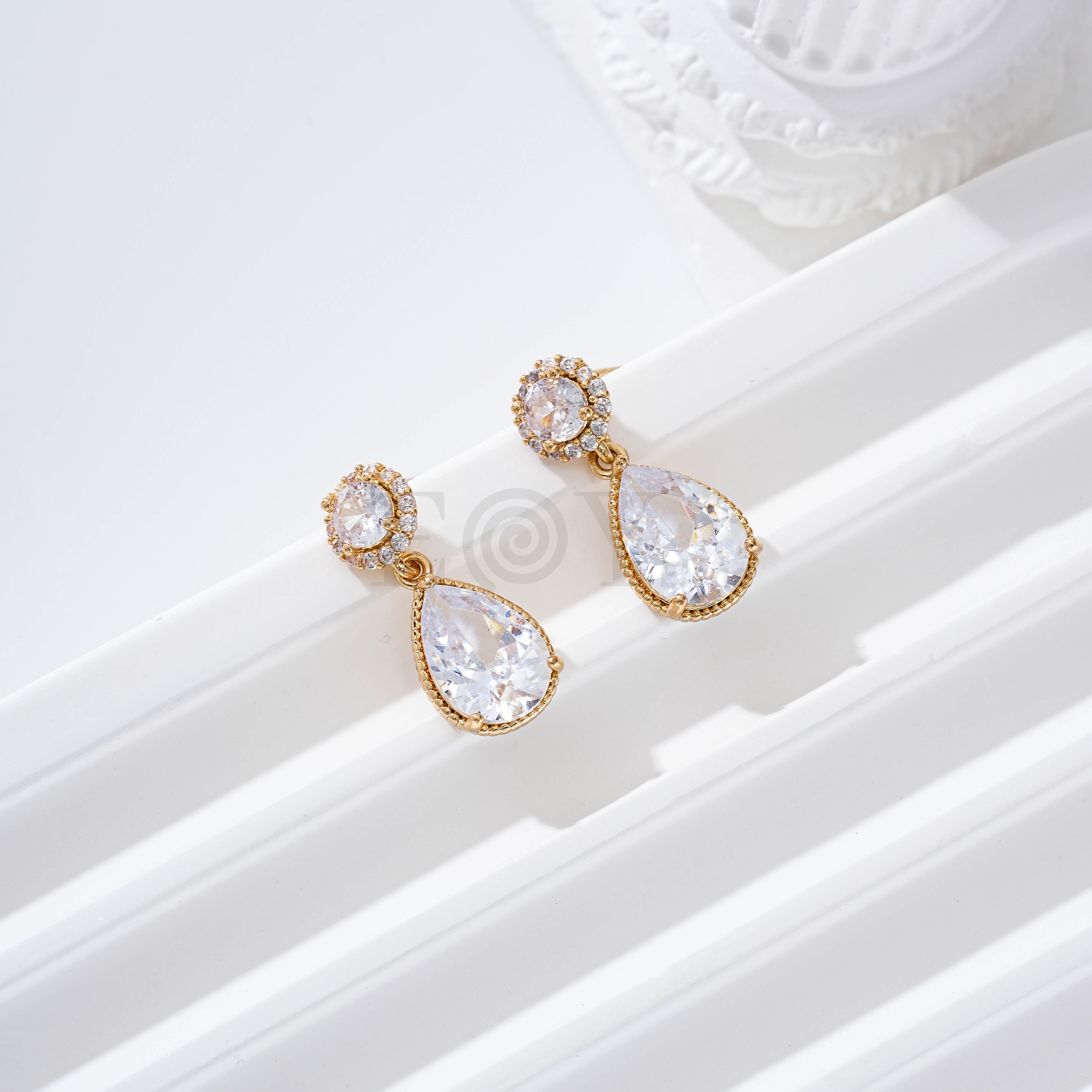 Pendiente doble piedra goldfield