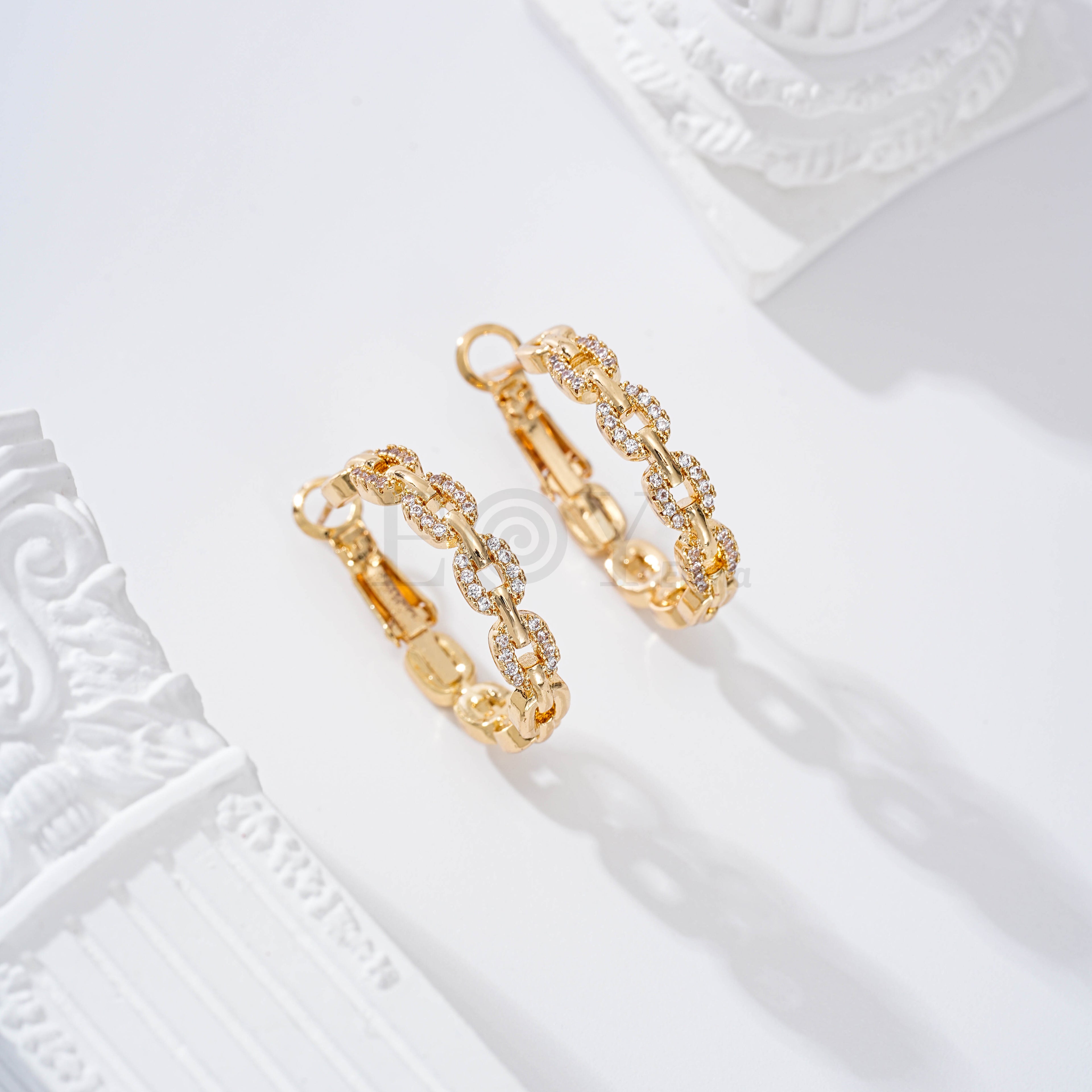 Aro eslabones circonitas goldfield