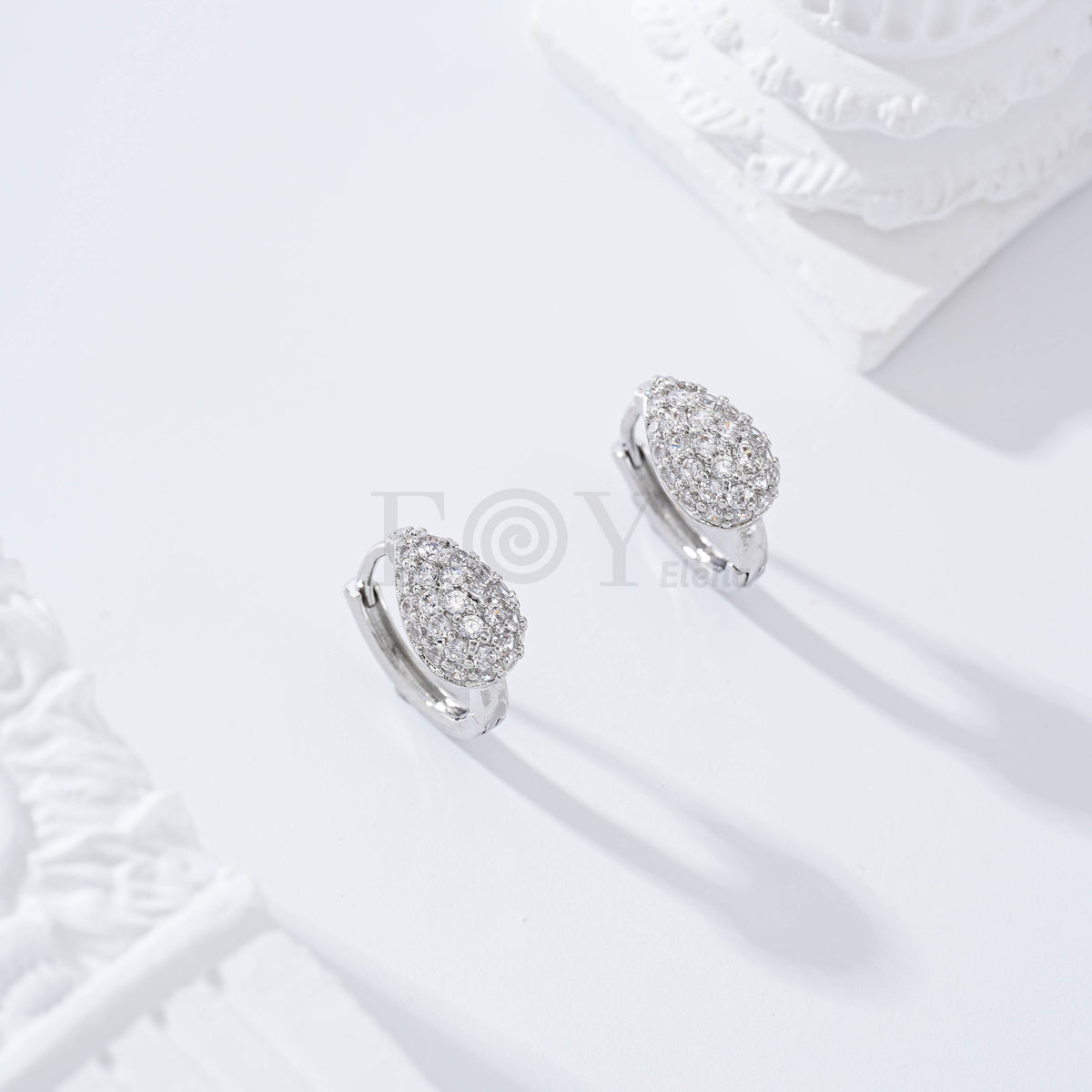 Aro con piedras gold-filled