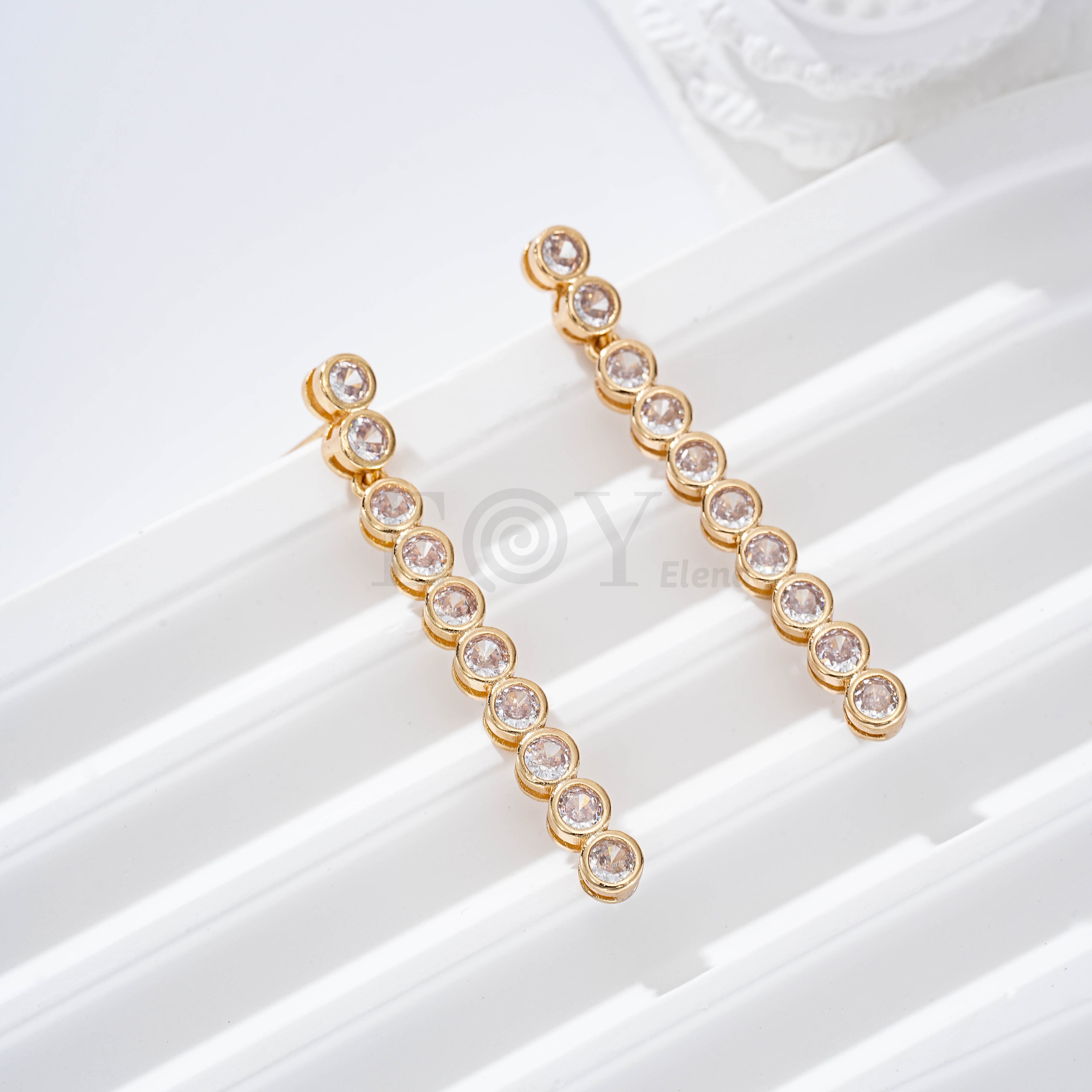 Pendientes largos circonitas gold-filled