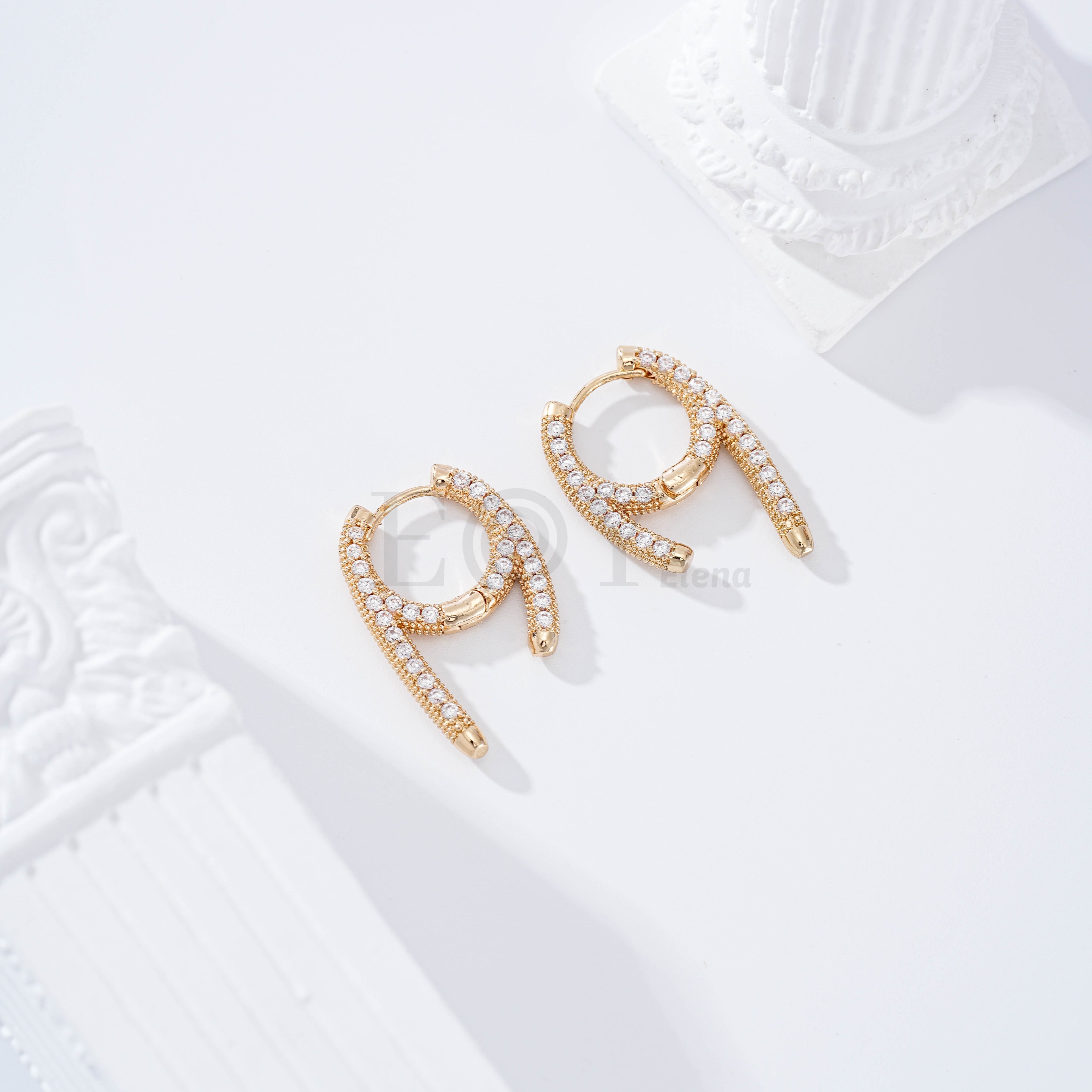 Aro con circonias gold-filled