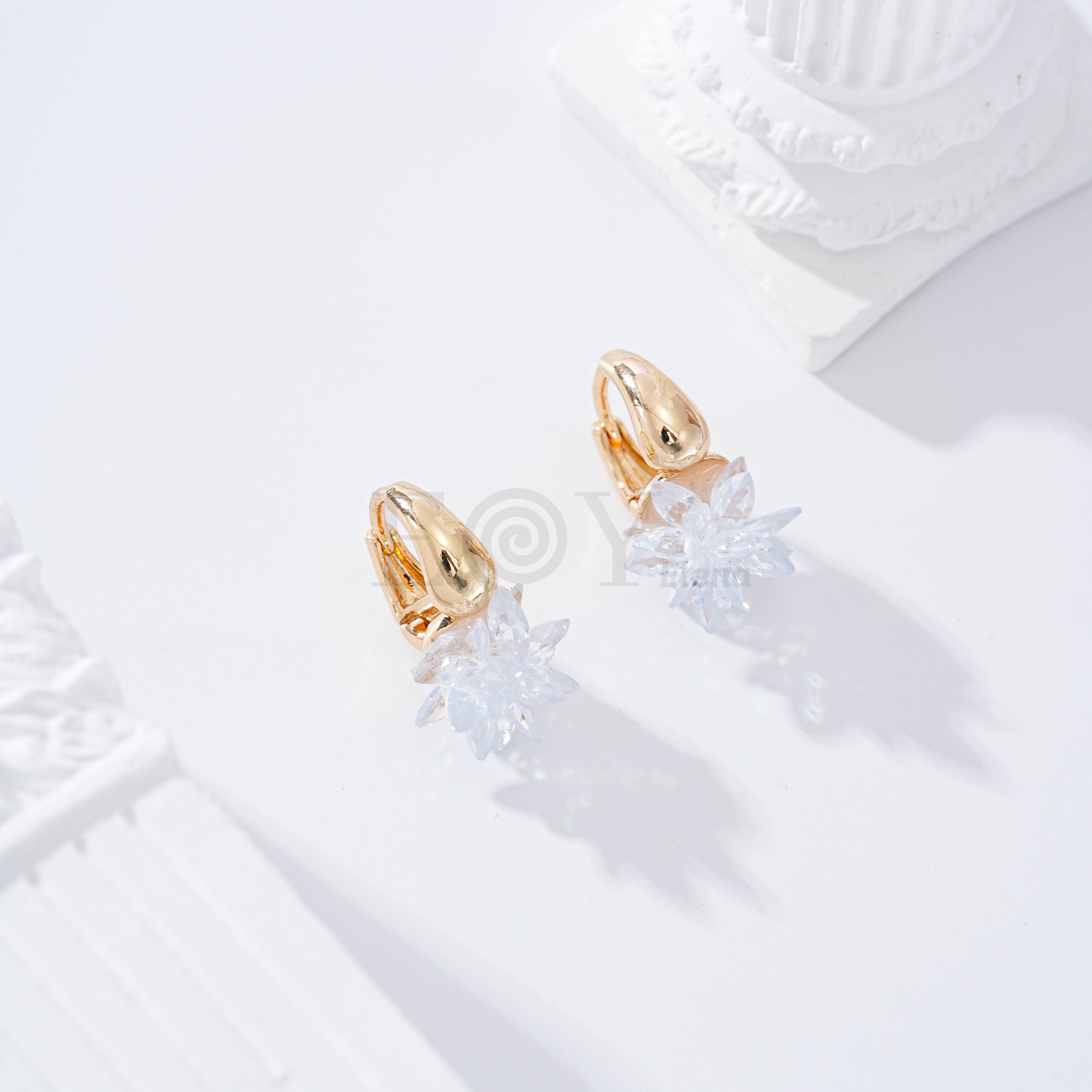 Aros con flor resina gold-filled