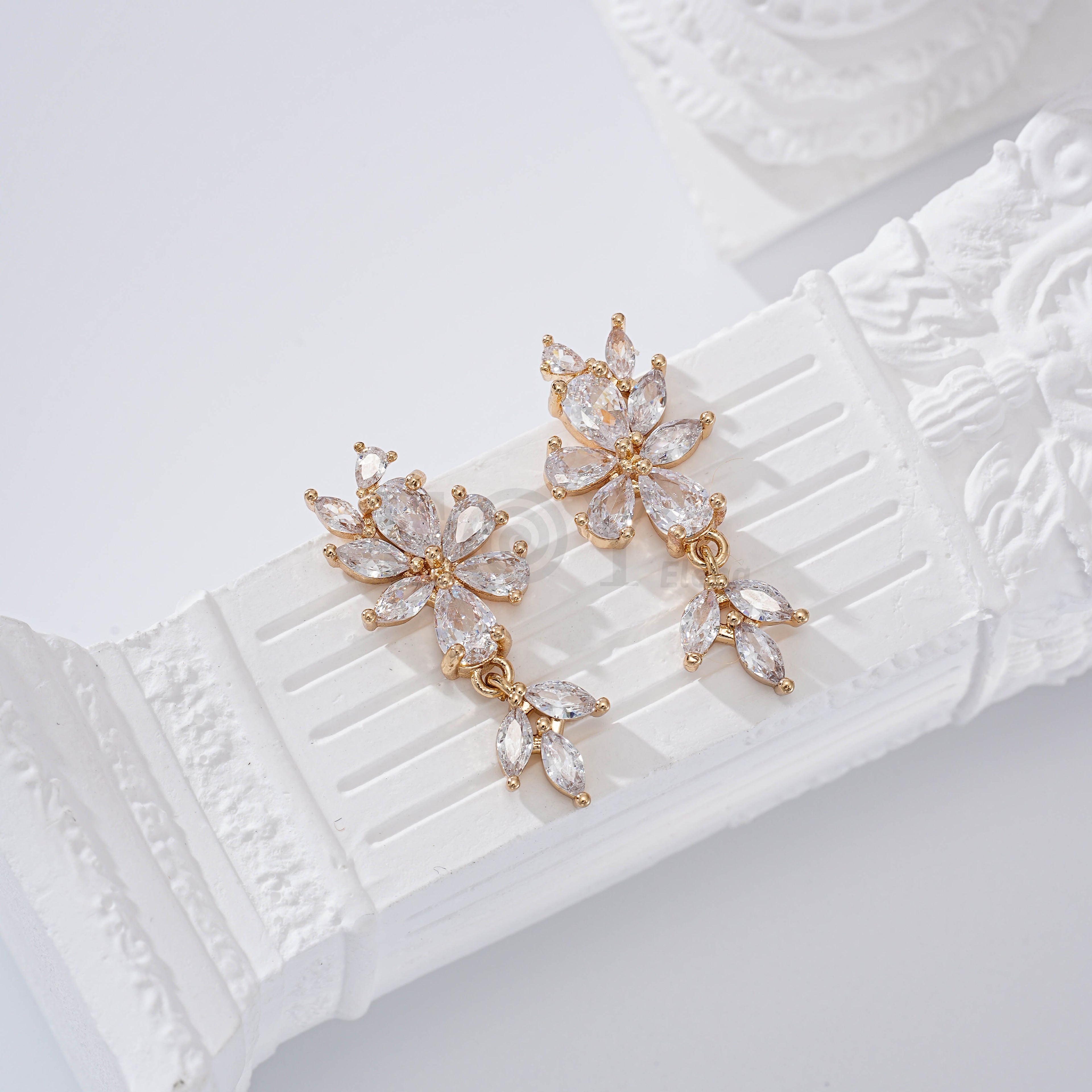 Pendientes flor piedra gold-filled